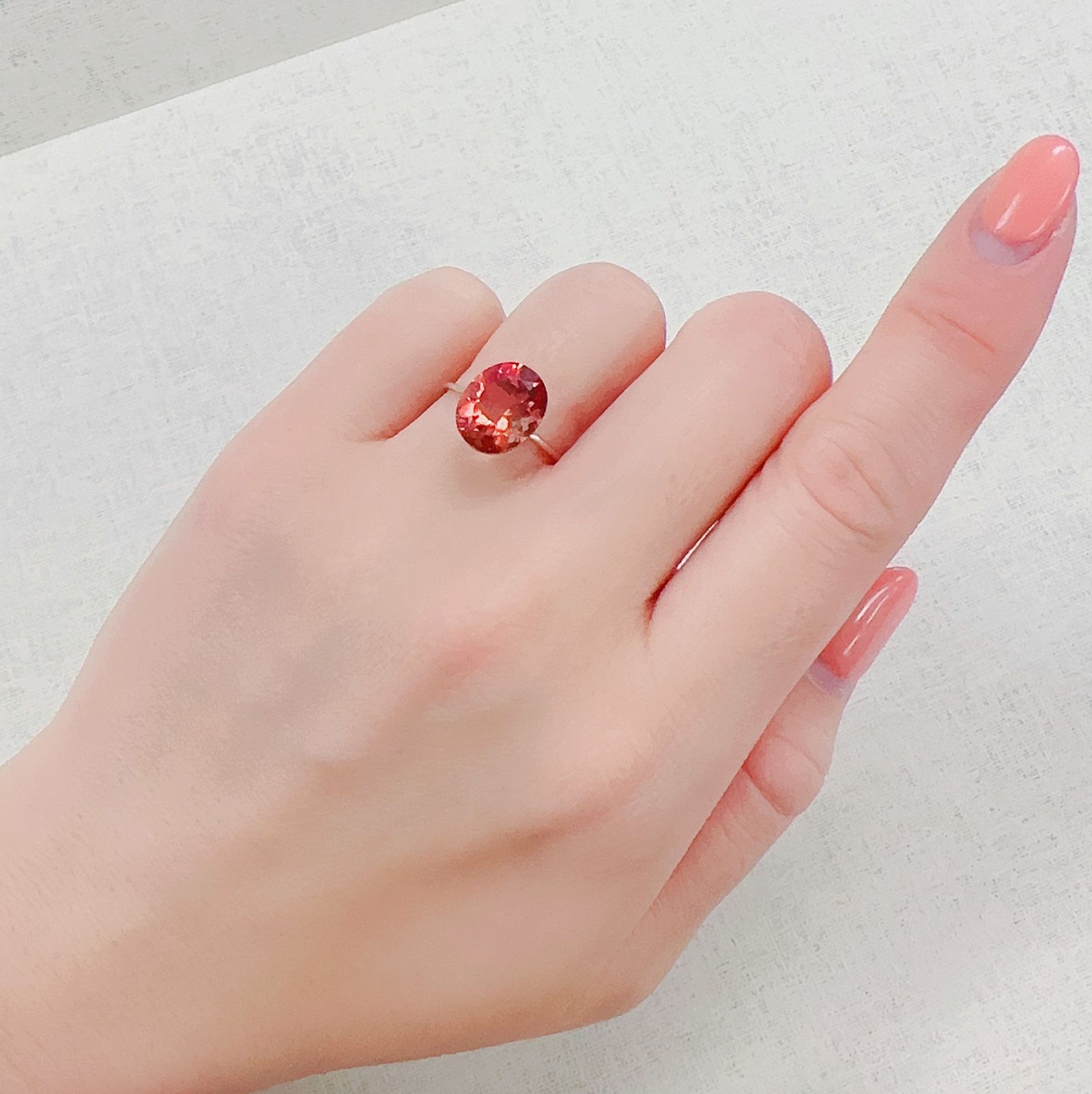 エチオピアサンストーン(宝石名アンデシン・ラブラドライト)エチオピア産 3.25ct 識別済[230321196]11.1x9mm前後