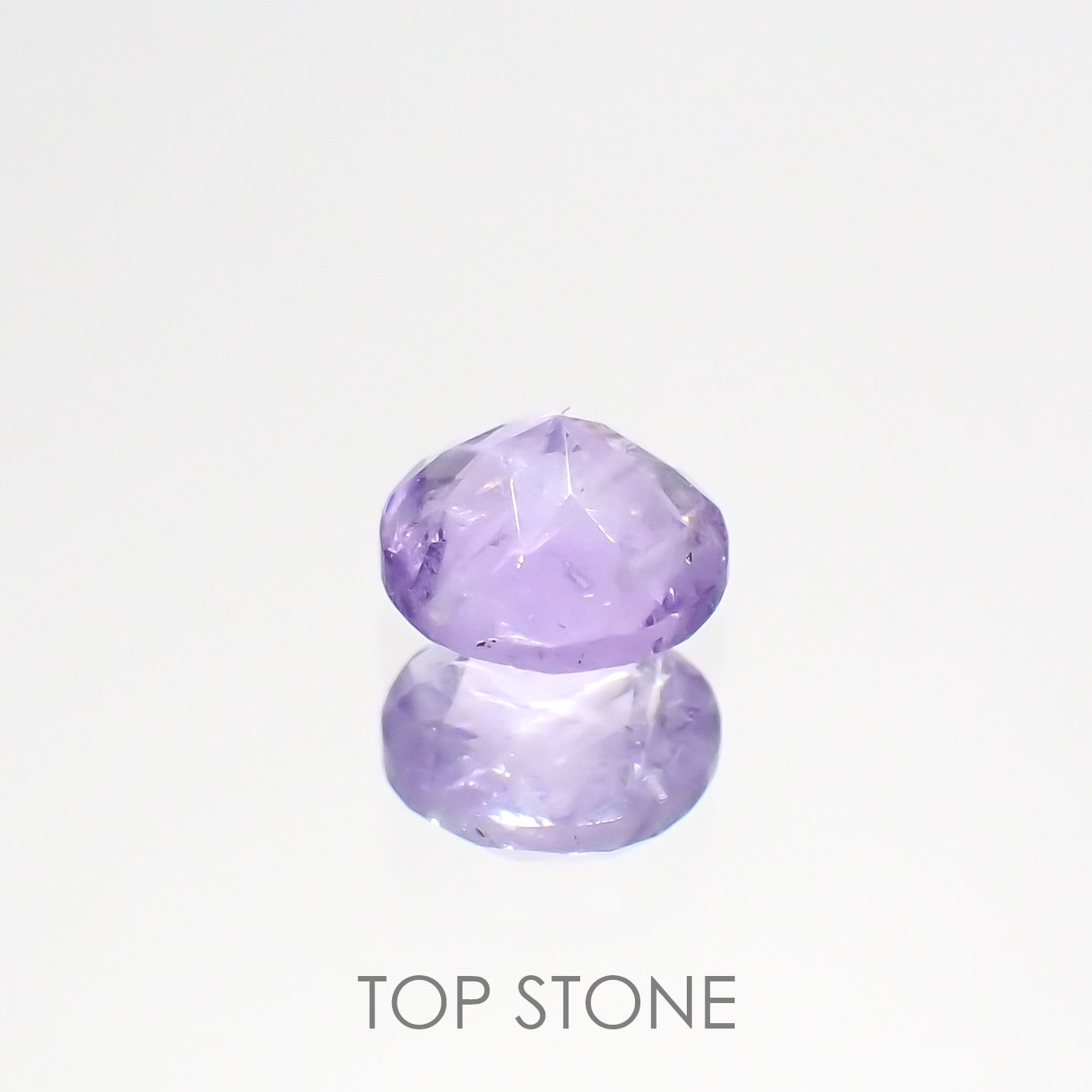 ハックマナイト(宝石名ハックマナイト)アフガニスタン産 0.38ct 識別済[220115398]4.9x4.9mm前後