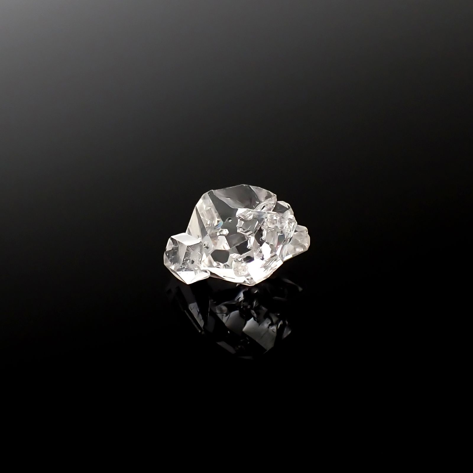 ハーキマーダイヤモンド 原石 アメリカ・ニューヨーク州産 2.06ct[240226351]9.5x8.1mm前後