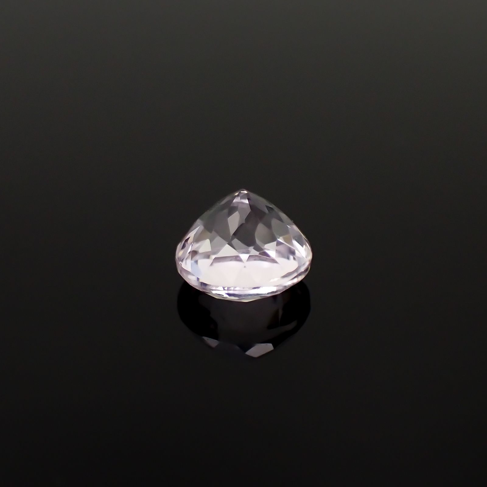 クンツァイト アフガニスタン産 1.13ct[240125353]6.1x6.1mm前後