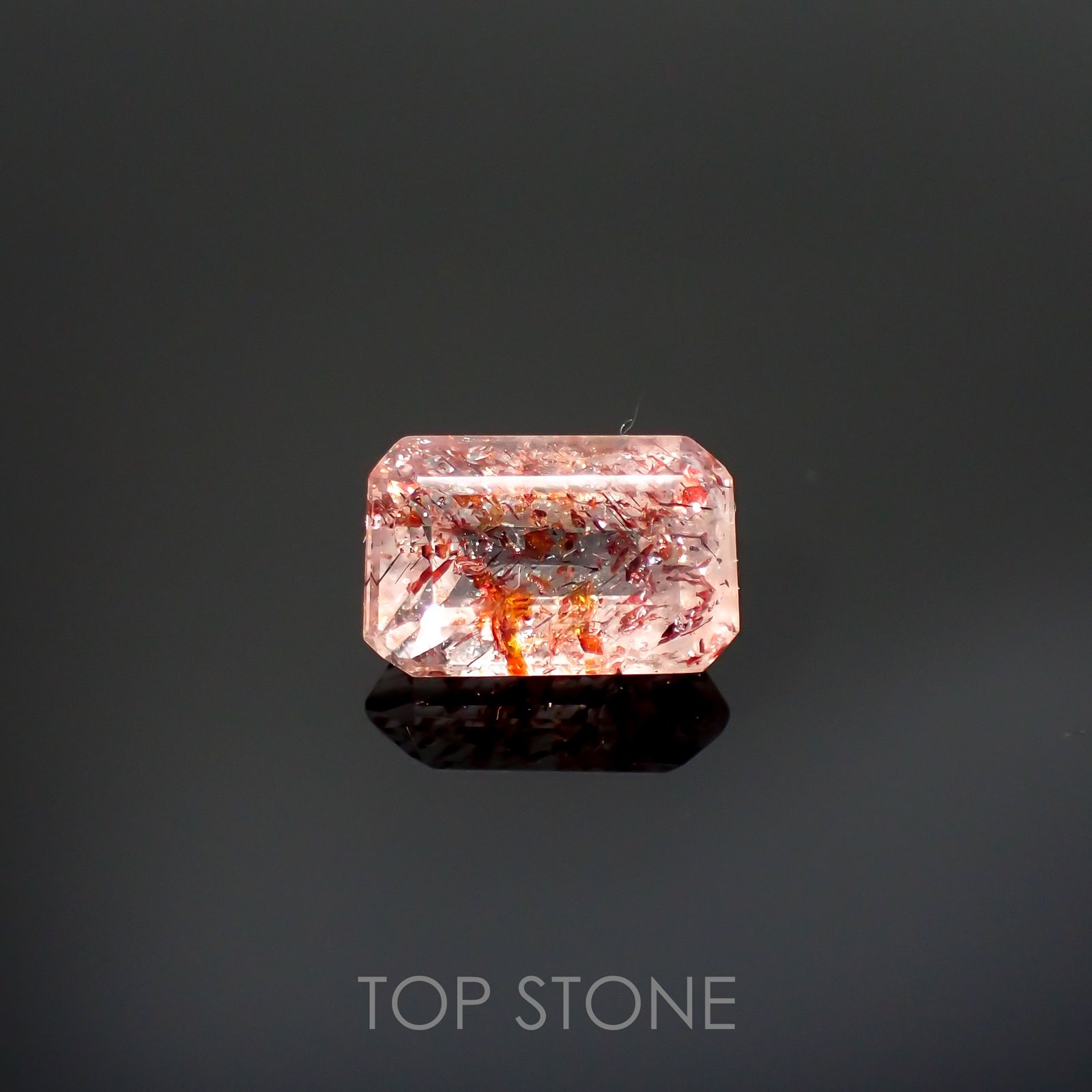 ファイヤークォーツ ナイジェリア産 2.08ct[220114768]9.4x6mm前後