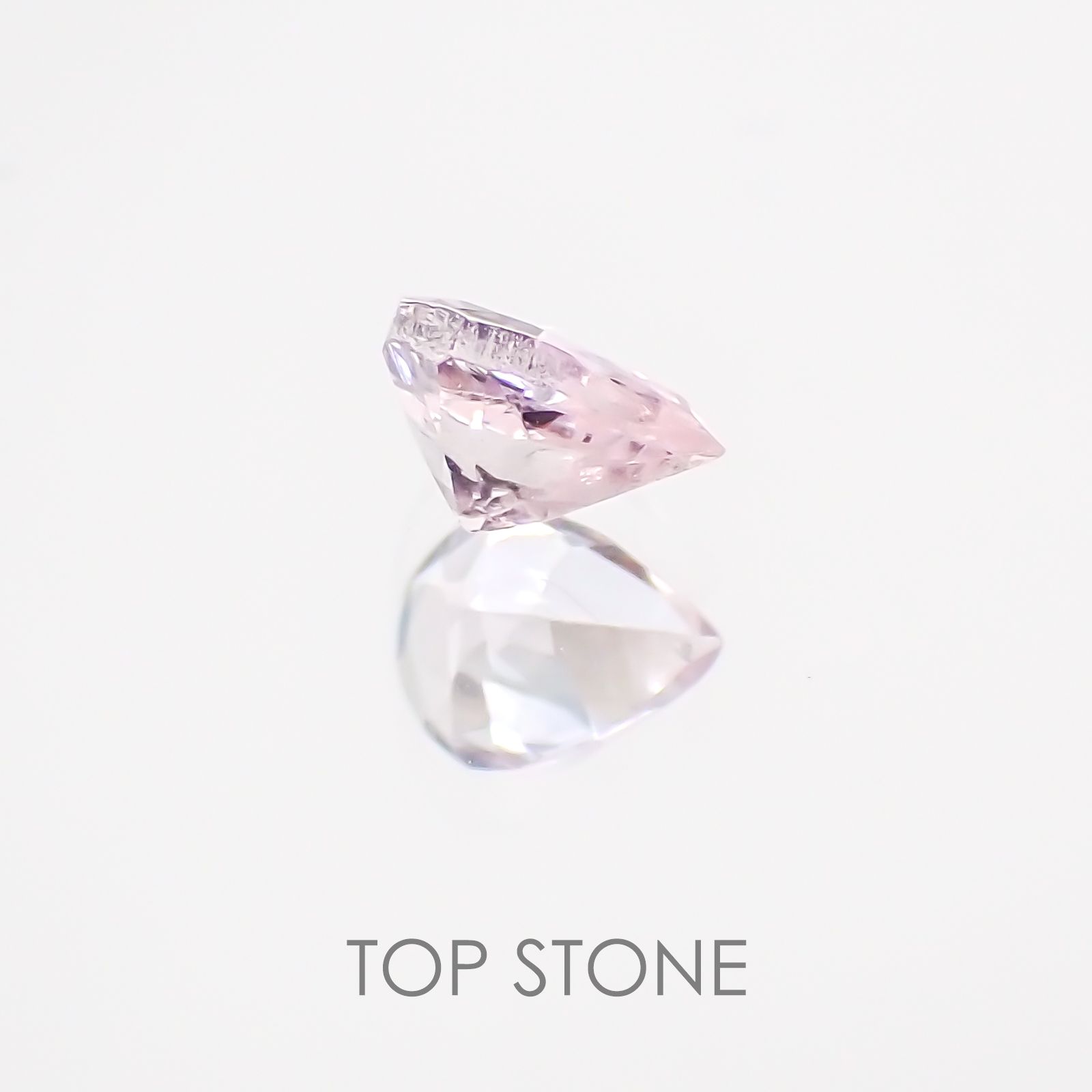 ピンクゾイサイト(宝石名ピンク・ゾイサイト) タンザニア産 0.18ct 識別済[20127882]4×3mm前後