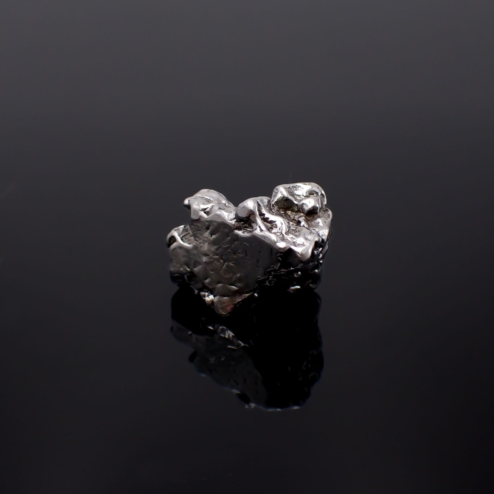 カンポ・デル・シエロ隕石 原石 発見地:アルゼンチン 141.59ct[240125513]26.1x19.9mm前後