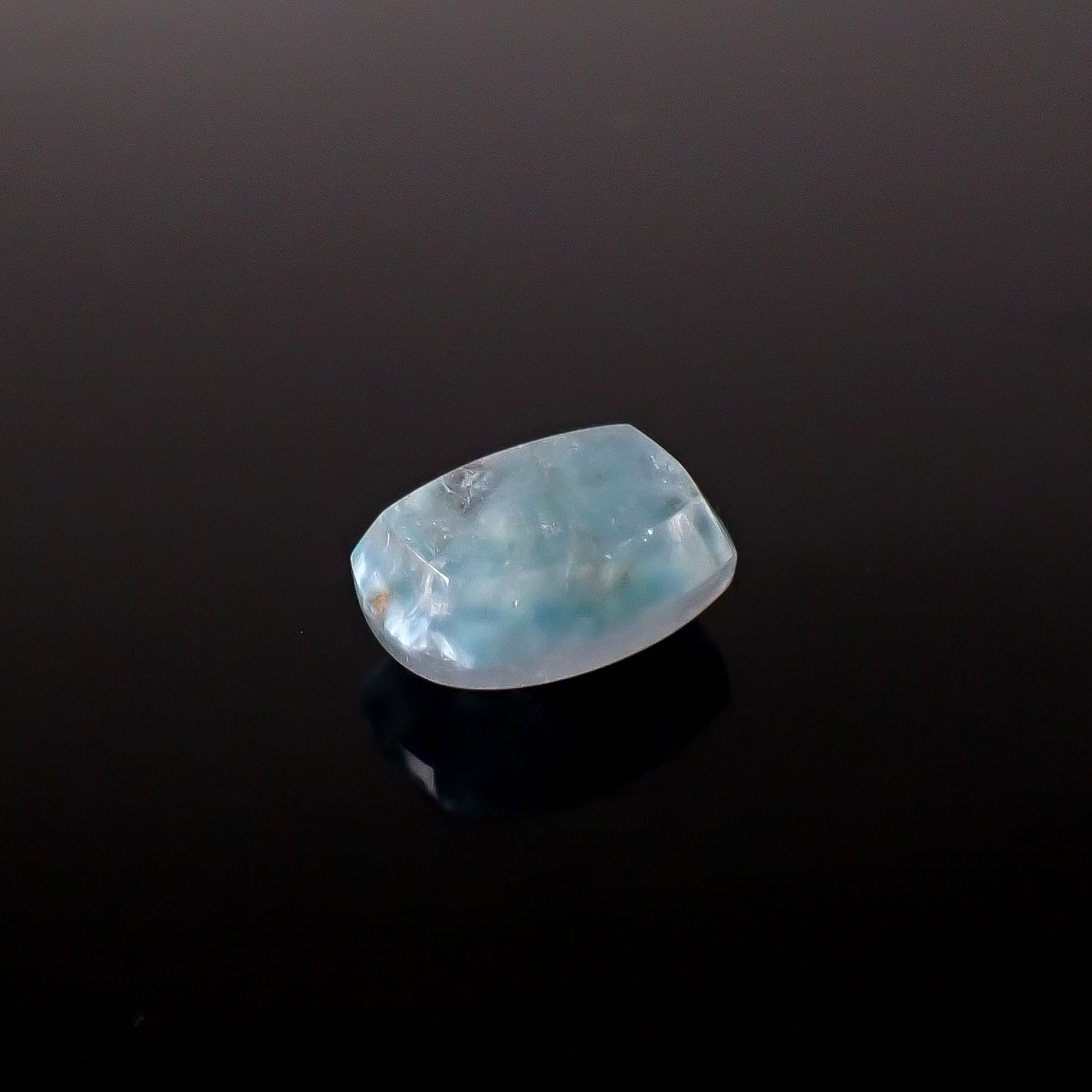 パライバクォーツ ブラジル産 7.38ct / 13.9x10mm前後 [260331858]