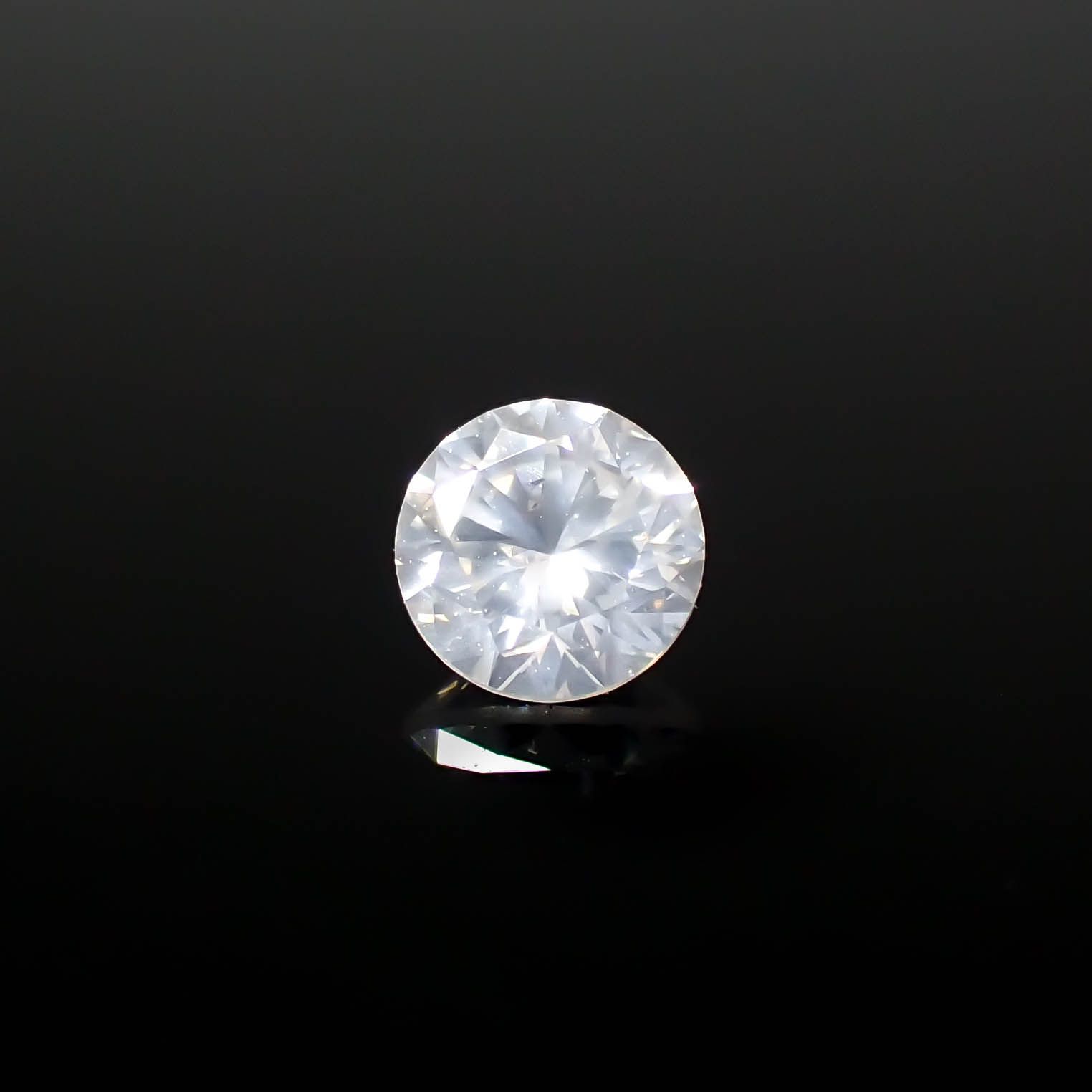シルキーダイヤモンド 0.18ct[240326627]3.4x3.4mm前後