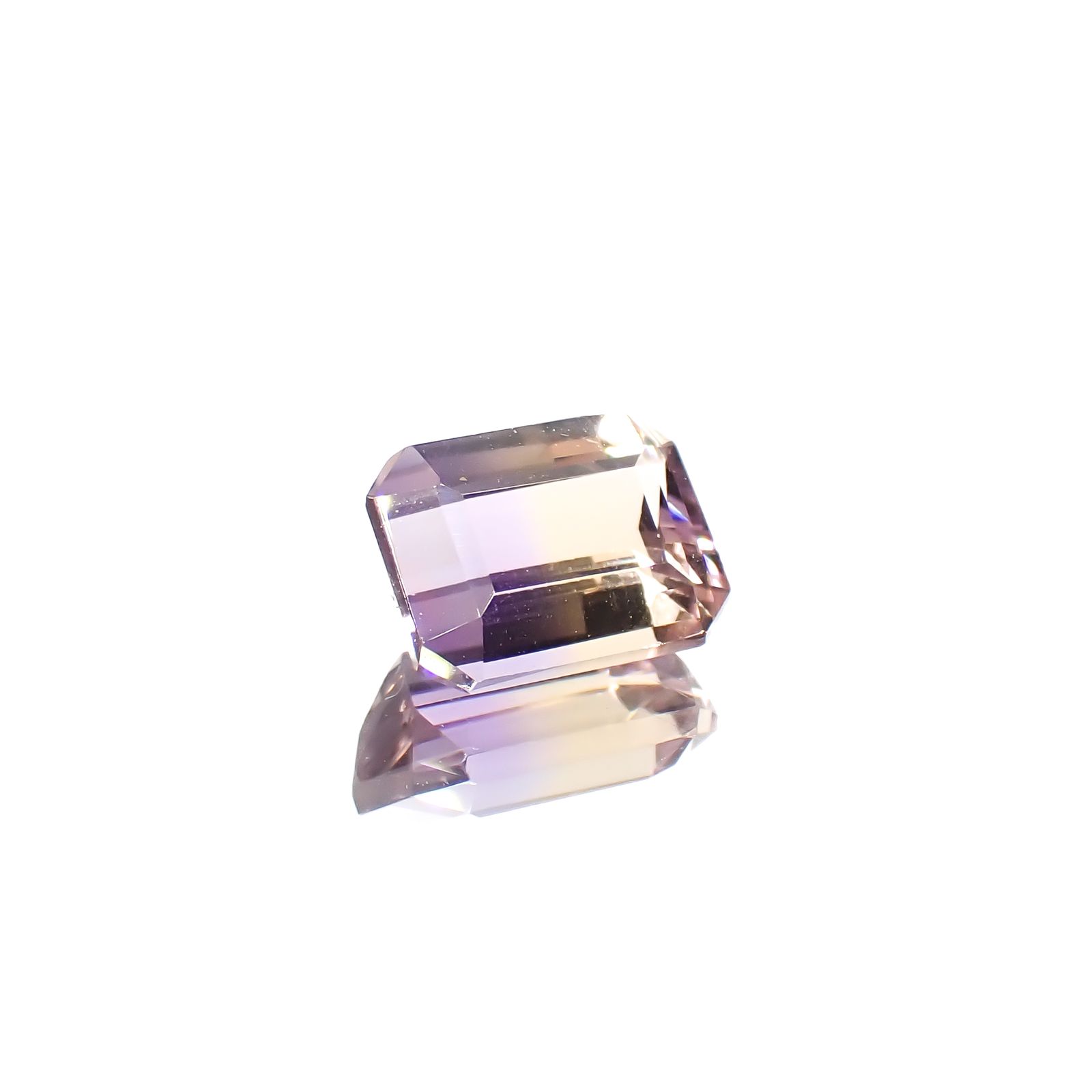 アメトリン ボリビア産 1.42ct[240928879]7.7x5.9mm前後