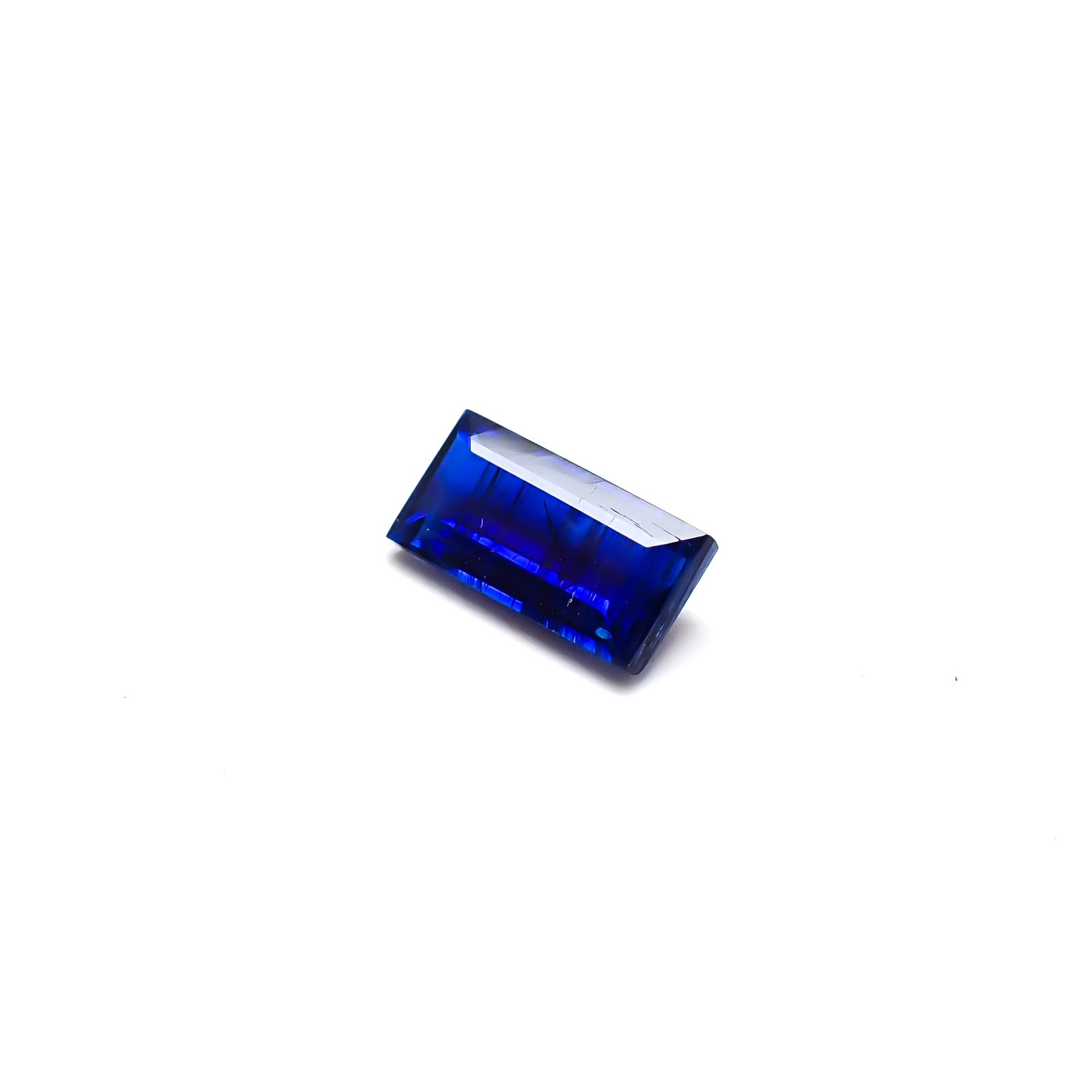 カイヤナイト ネパール産 1.82ct / 9.9x5mm前後 [260532278]