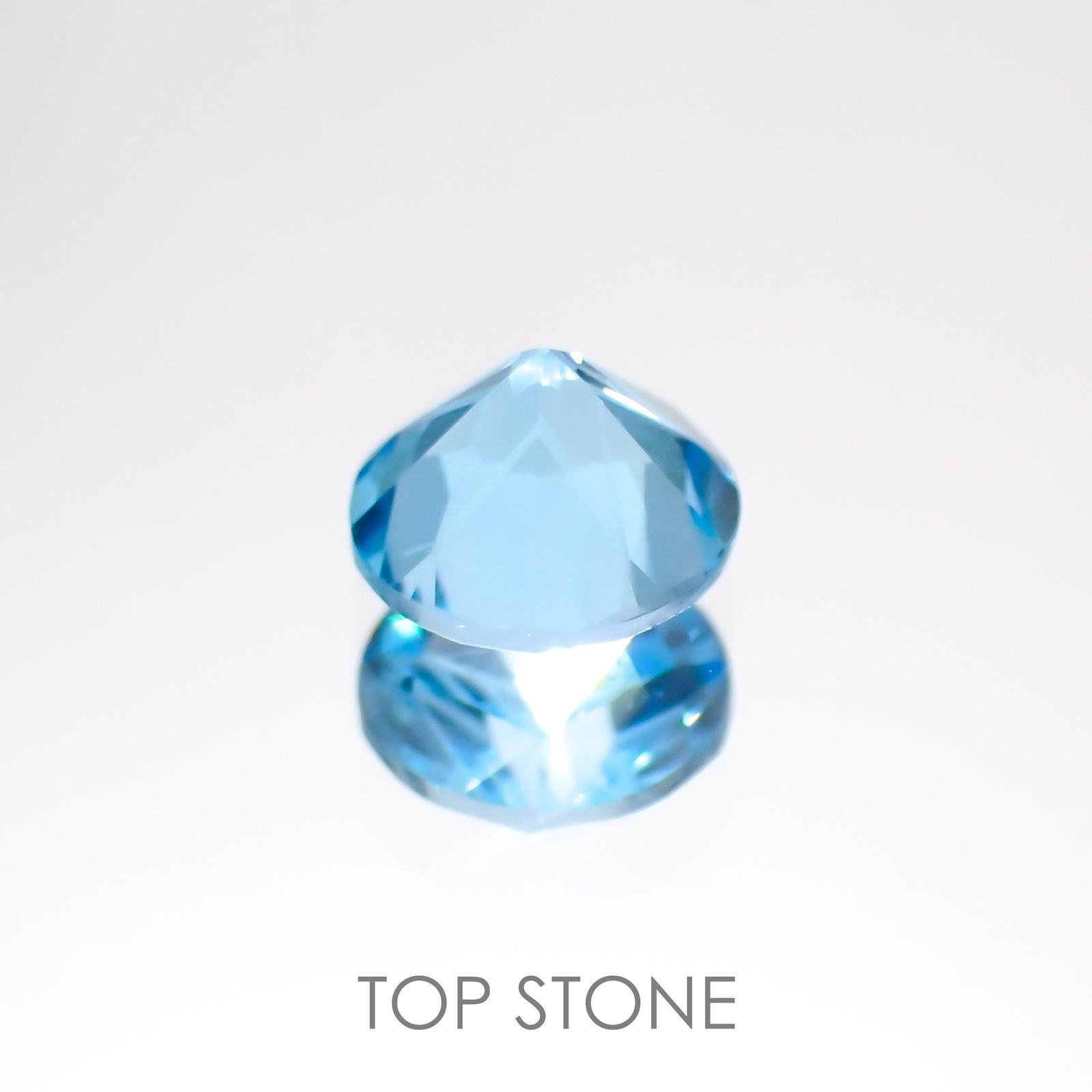 ◇特殊カット◇スイスブルートパーズ(宝石名ブルー・トパーズ) ブラジル産 1.01ct 識別済[211013015]6×6mm前後