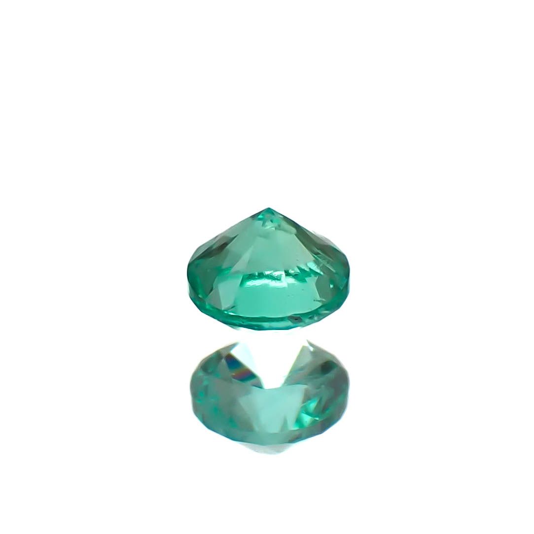 ノンオイルエメラルド ロシア産 0.052ct [250330103]2.3x2.3mm前後
