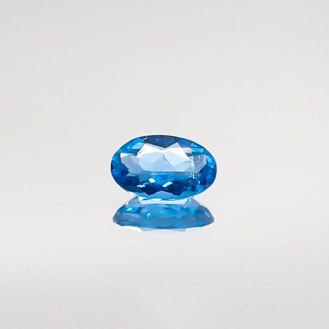 アウイナイト フルオレッセンス(宝石名アウイナイト) ドイツ産 0.163ct ソ付(日独)[210711624]5×3mm前後