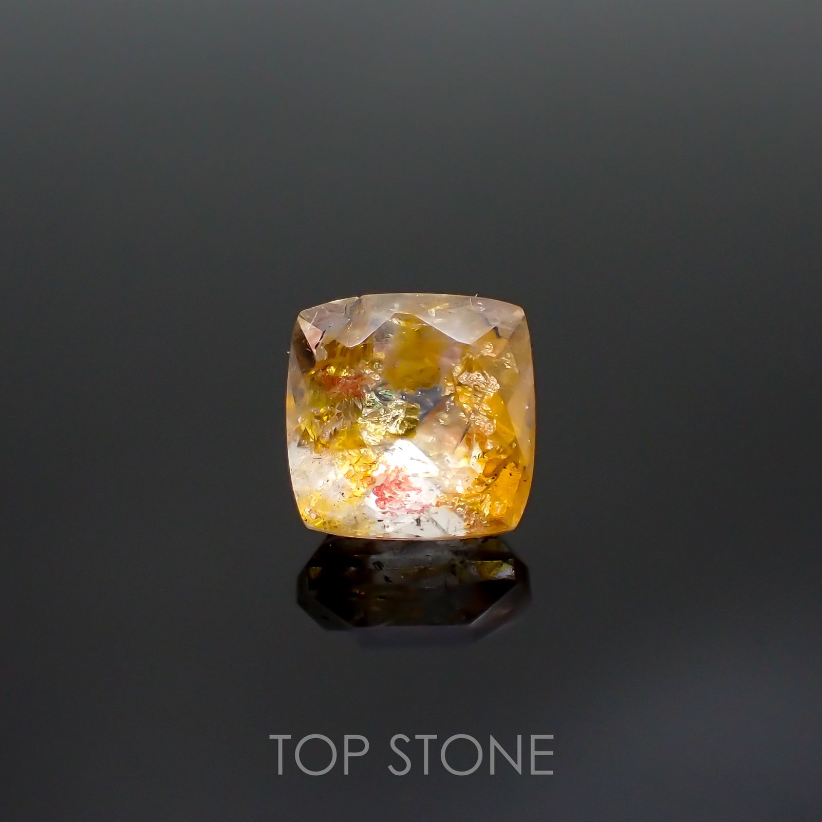 オーロラクォーツ ブラジル・ミナスジェライス産 2.58ct[220114366]8.1x8mm前後