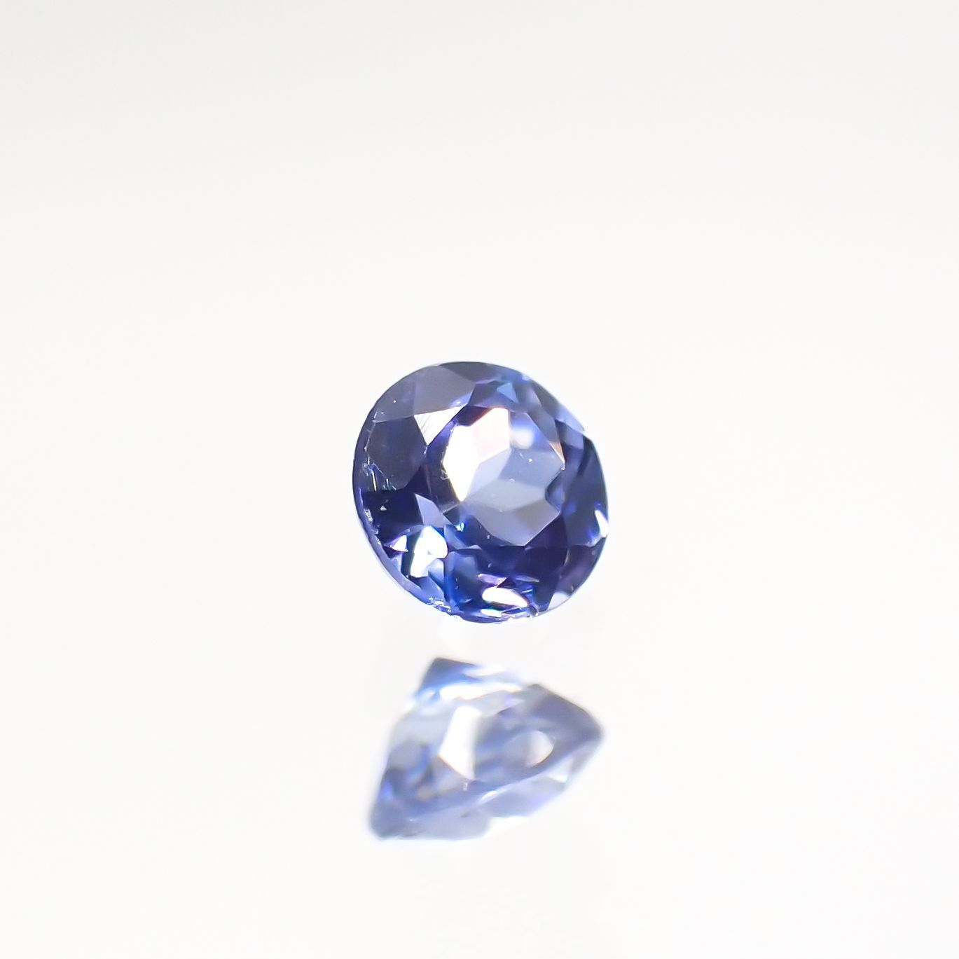 ベニトアイト(宝石名ベニトアイト) アメリカ・カリフォルニア産 0.12ct 識別済[210712165]2.9×2.8mm前後