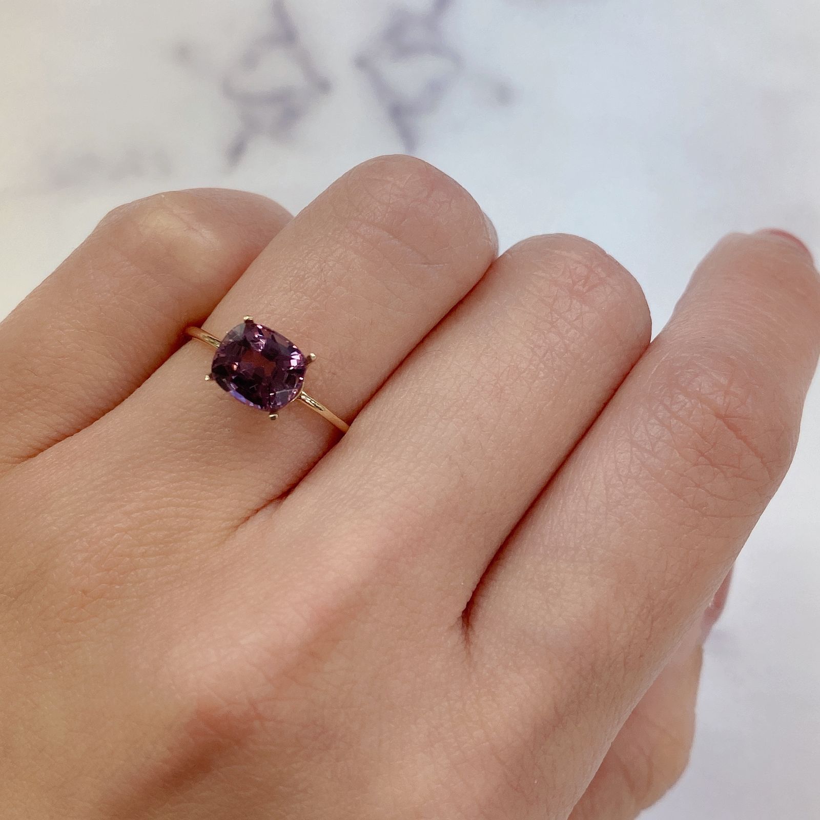 パープルスピネル(宝石名スピネル) ビルマ産 1.55ct 識別済