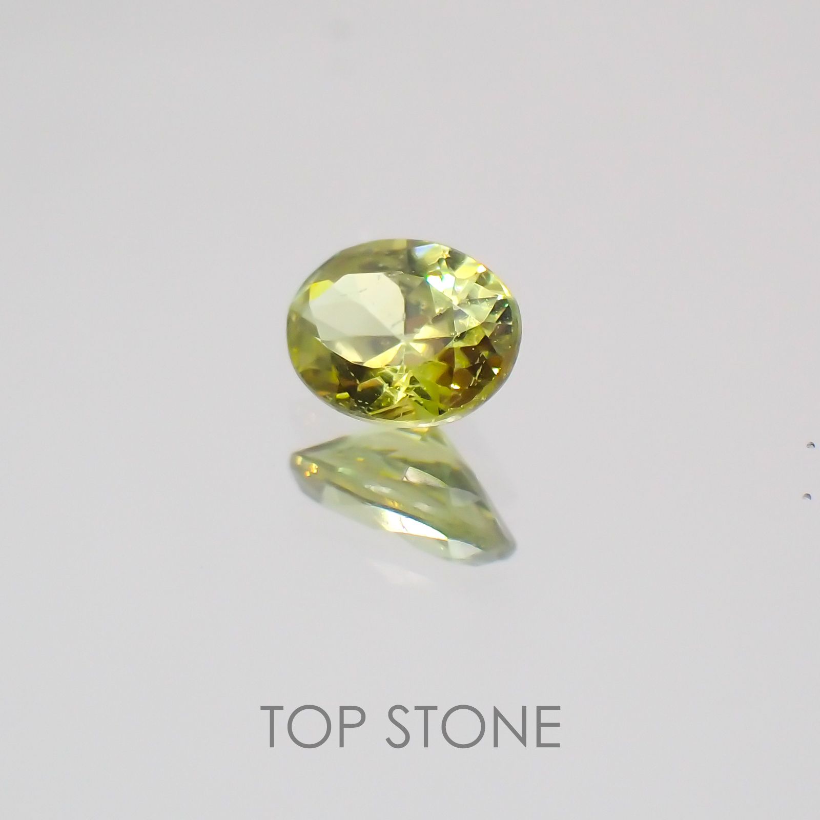 デマントイドガーネット ナミビア産 ルース 0.18ct[21029890]4×3mm前後