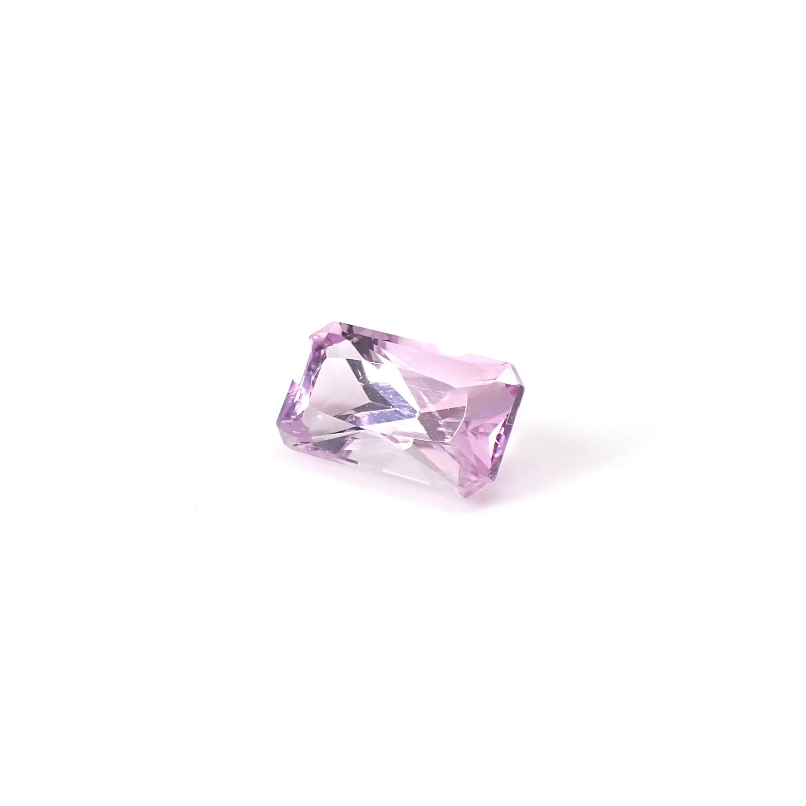 クンツァイト ナイジェリア産 2.93ct [250830967]10.5x5.9mm前後