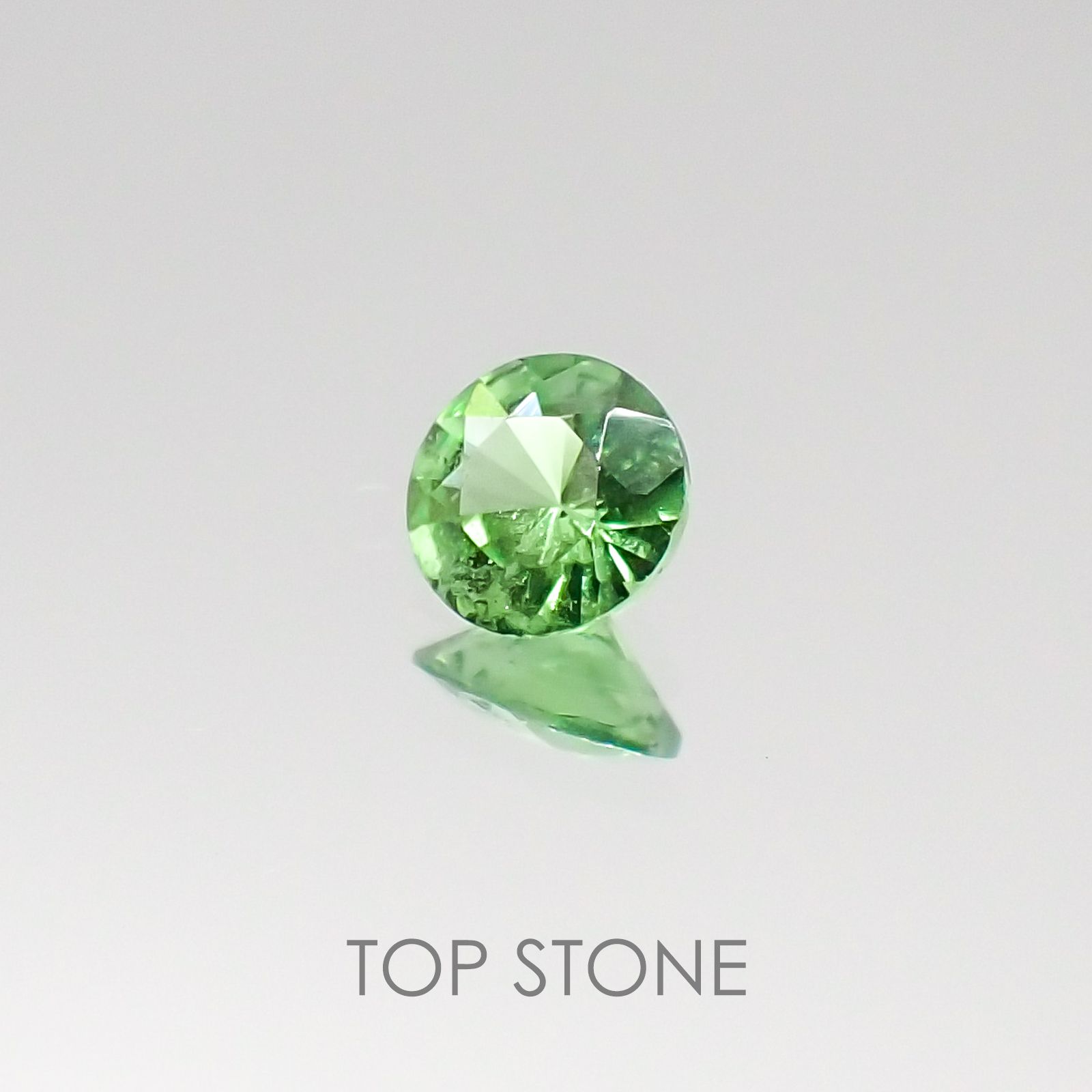 ミントガーネット タンザニア産 ルース 0.25ct[5521]4.1×4.1mm前後