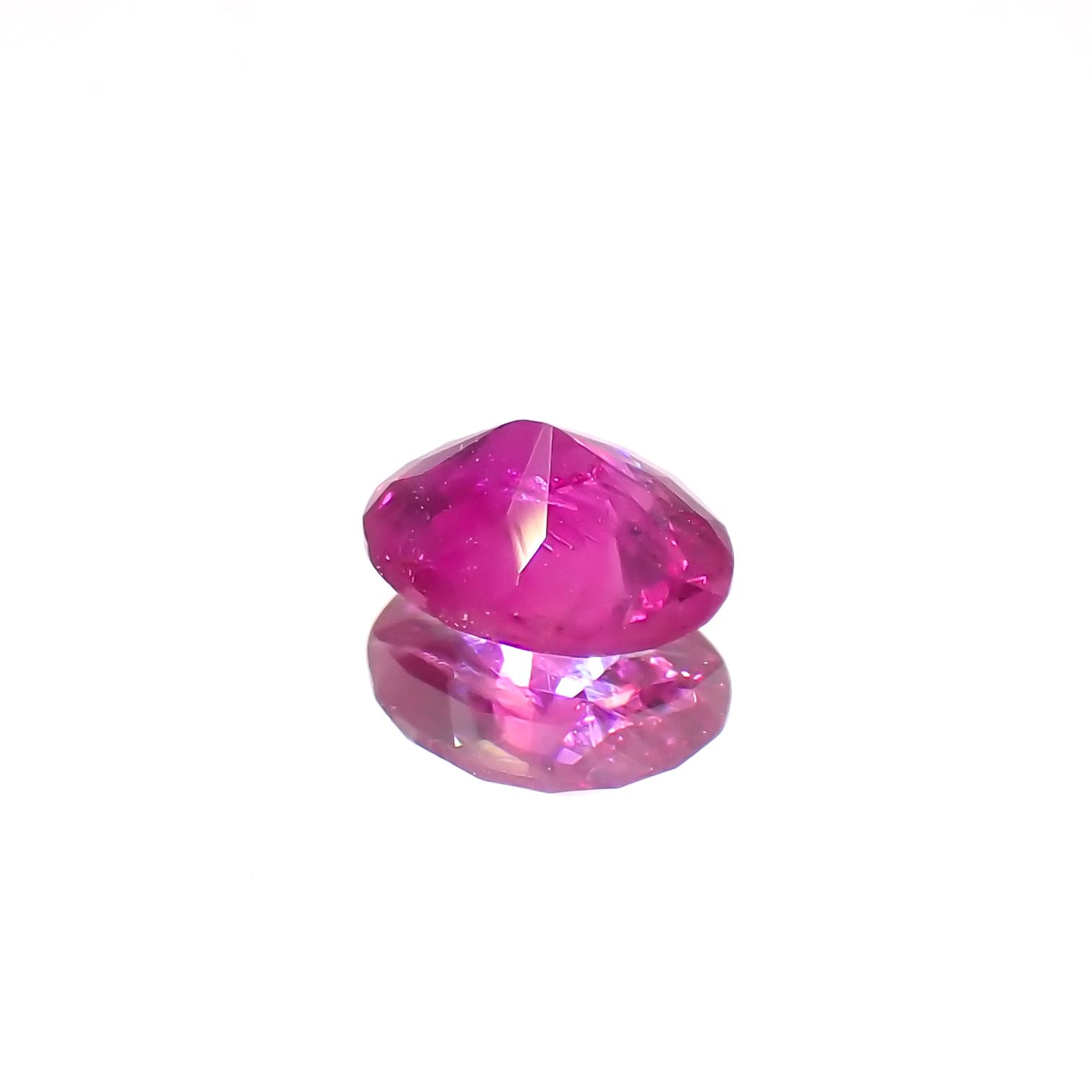 ルビー ビルマ/モザンビーク産 0.31ct[230622354]4.7x3.7mm前後