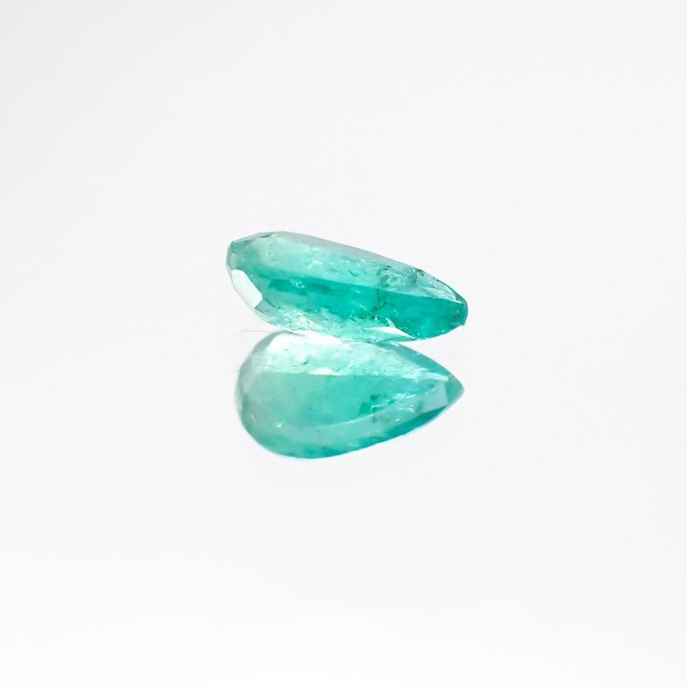 パライバトルマリン ブラジル産 ルース 0.34ct[20127240]6.2×3.6mm前後