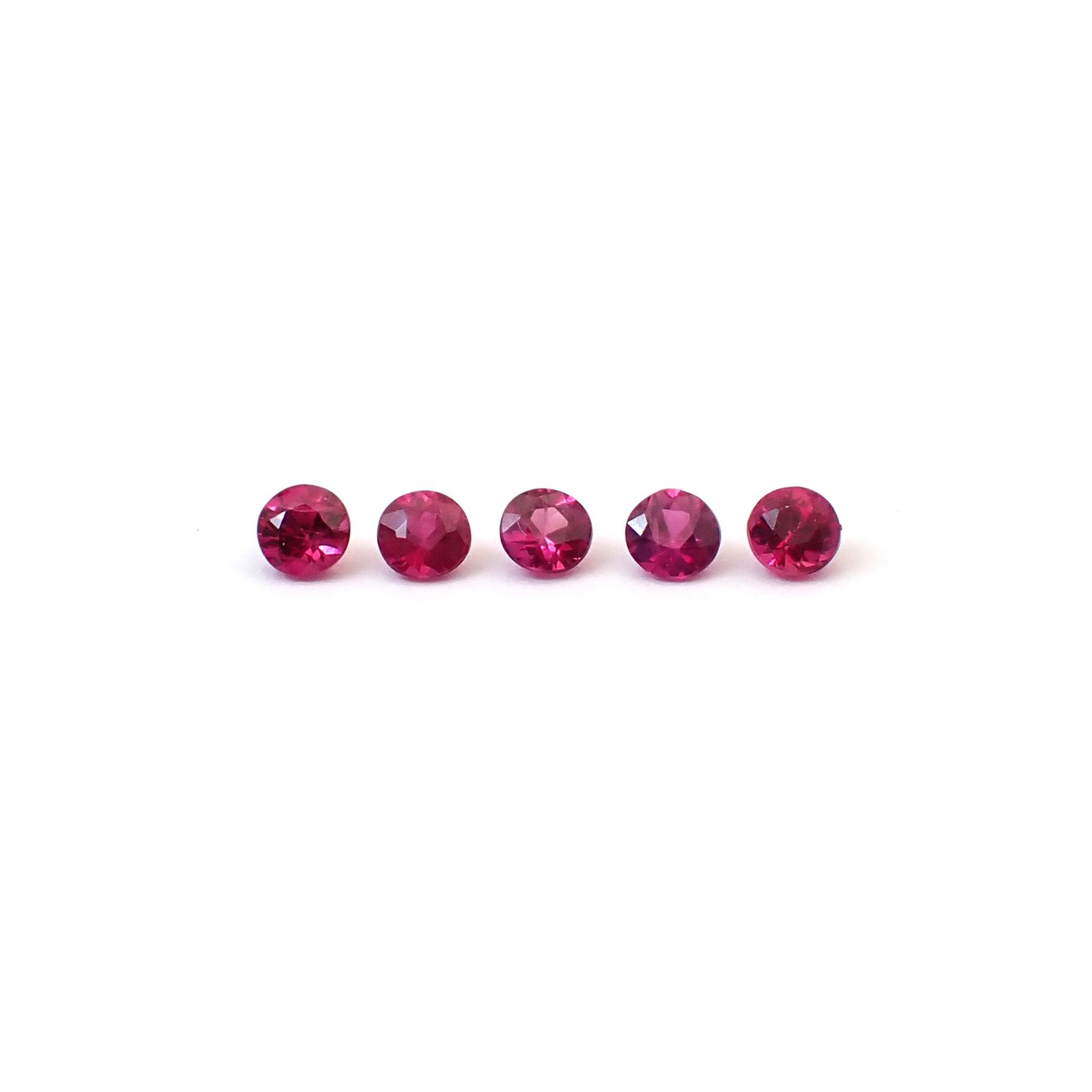 ルビー 5個セット タイ/モザンビーク産 0.29ct(5pcs合計) / 2.2x2.2mm前後 [260532285]