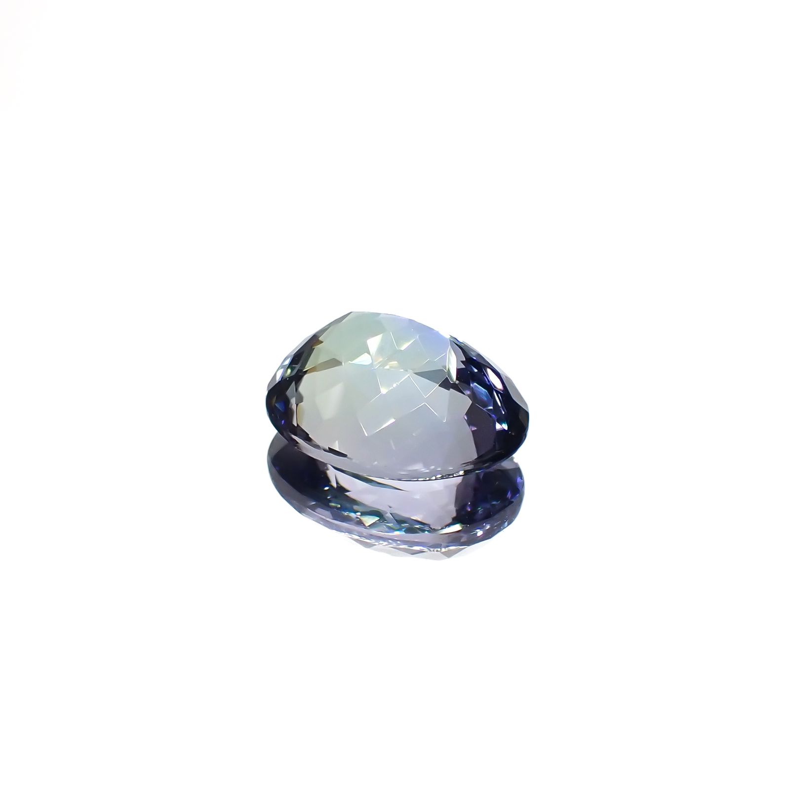 バイカラータンザナイト(宝石名ゾイサイト)タンザニア産 3.39ct 識別済[231224807]10.7x8.5mm前後