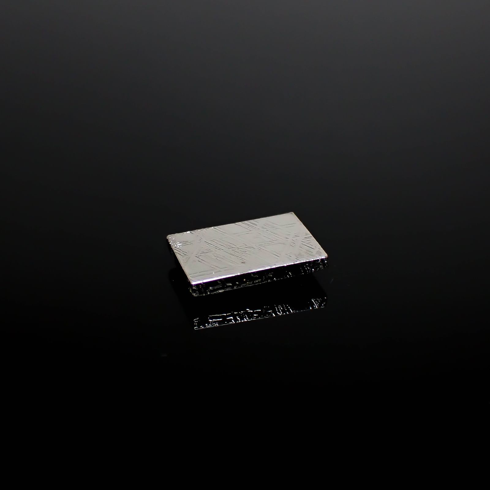 ムオニナルスタ隕石 発見地:スウェーデン 12.44ct[240125786]14.1x9.9mm前後