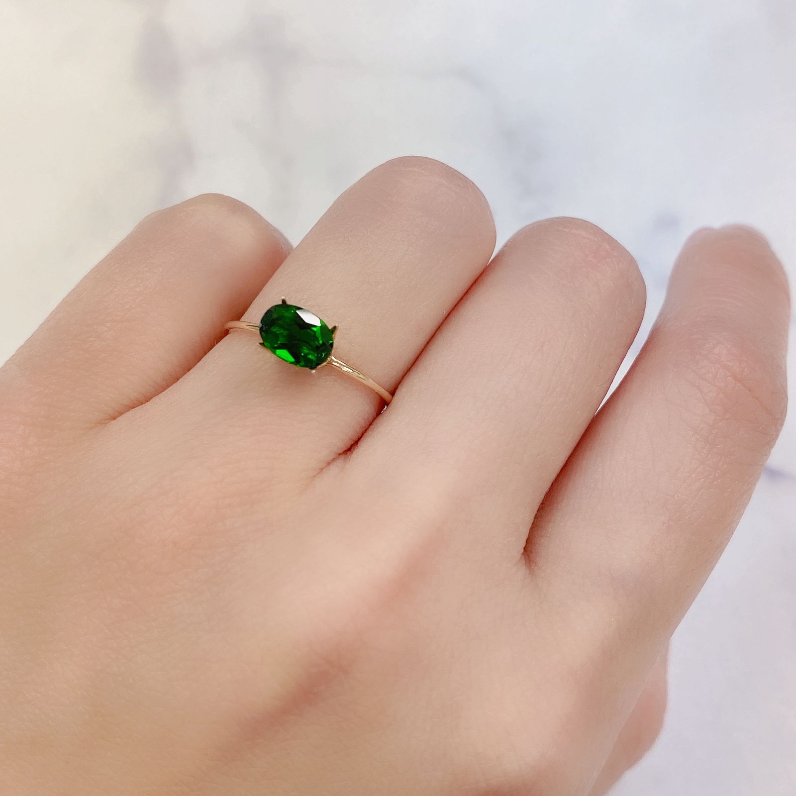 クロムダイオプサイド(宝石名クロム・ダイオプサイド) ロシア産 0.83ct 識別済[21059926]7.1×5.1mm前後