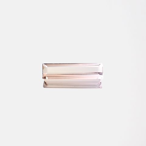 バイカラートパーズ ブラジル産 1.18ct[231023704]12.8x3.6mm前後