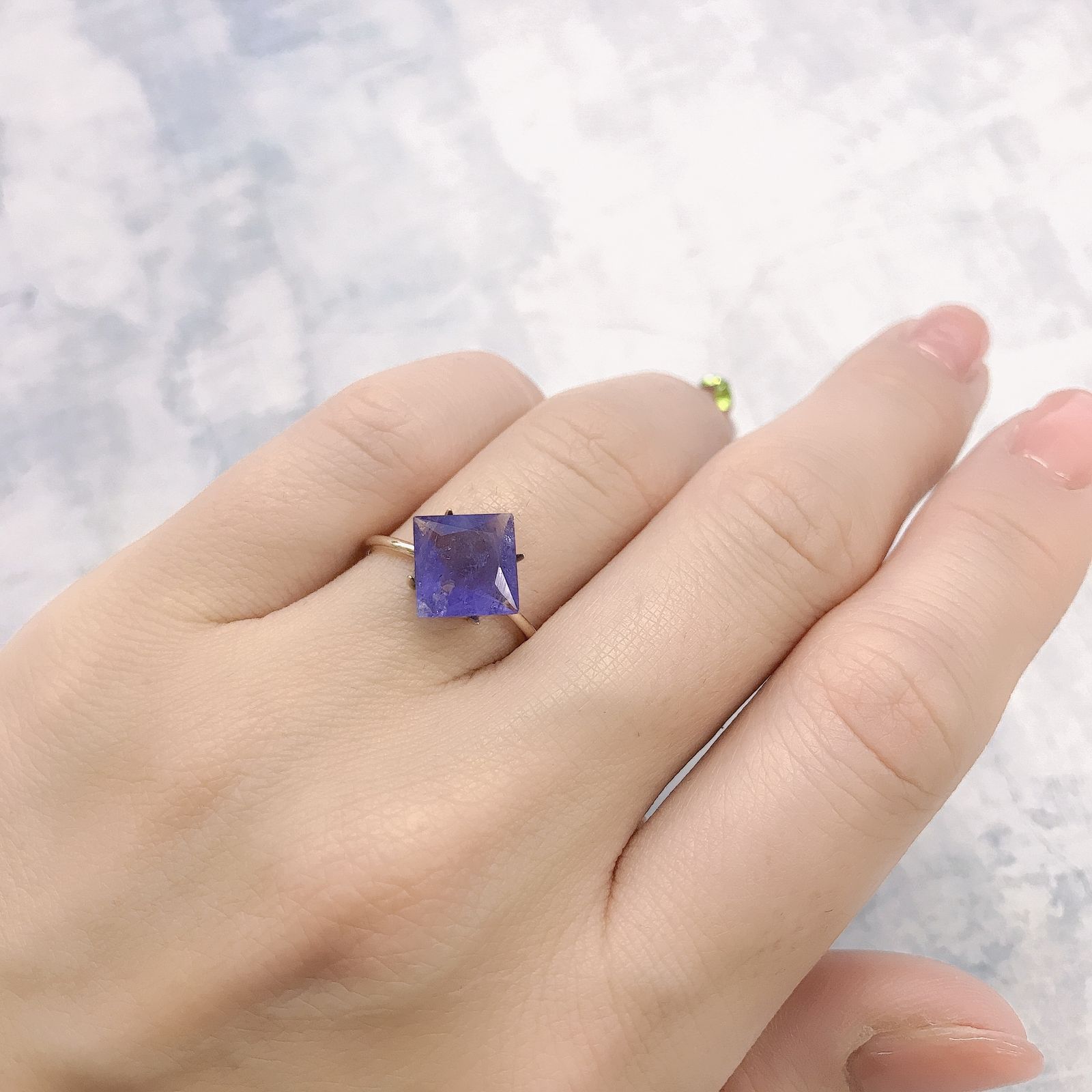 ◇プリンセスカット◇ハックマナイト(宝石名ハックマナイト)アフガニスタン産 2.15ct 識別済[220115411]8.5x8.4mm前後