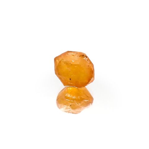 スペサルティンガーネット マンダリンオレンジカラー原石(宝石名ガーネット)タンザニア産 識別済 1.80ct / 7.1x6.3mm前後 [230823126]