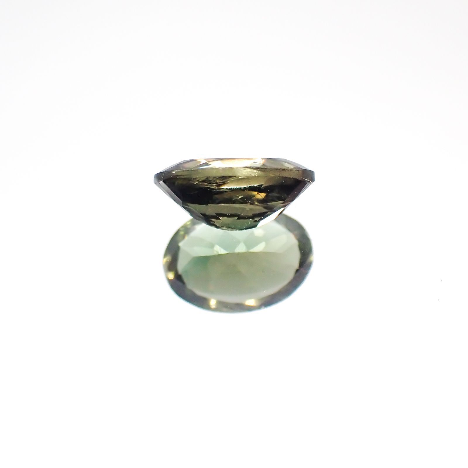 コーネルピン(宝石名コーネルピン)スリランカ産 0.77ct 識別済[230823048]7.1x5.1mm前後