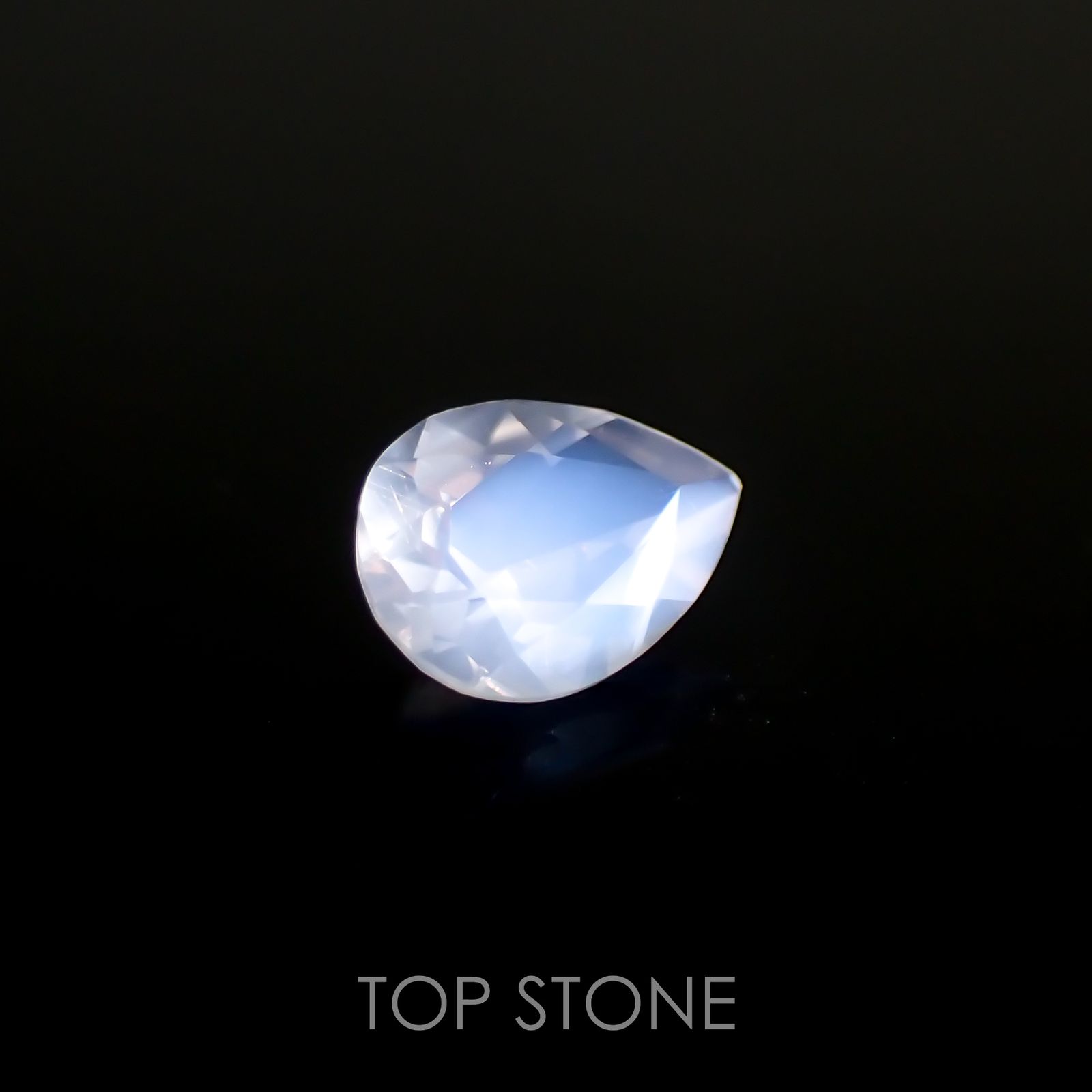 ムーンストーン(宝石名ムーンストーン) インド/スリランカ産 0.55ct 識別済[210912747]6.9×5mm前後