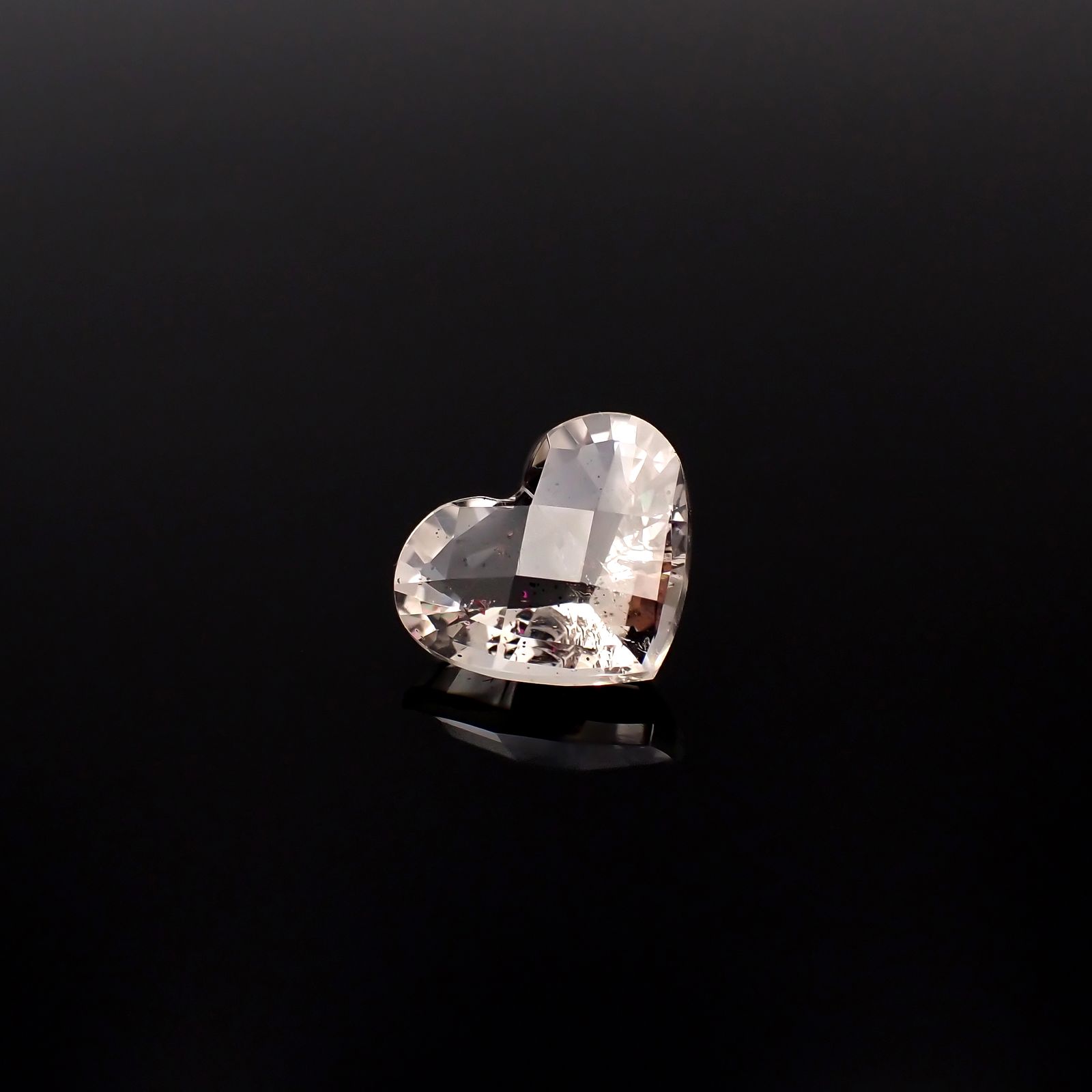 ◇カスタムハート・チェッカーカット◇ティンカーベルクォーツ ブラジル産 3.02ct[240125442]11.4x9.2mm前後