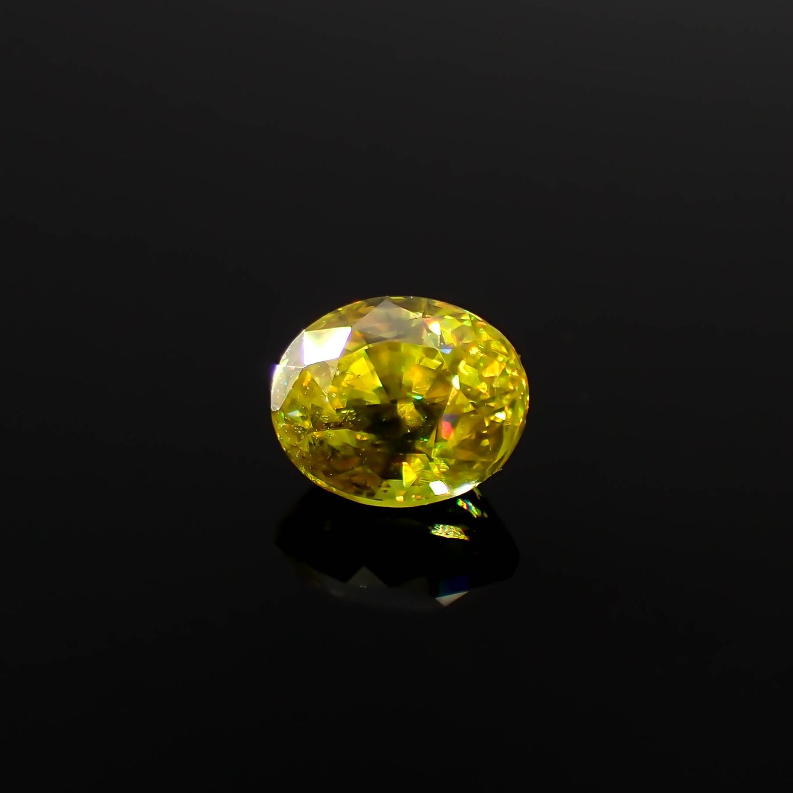 スフェーン(宝石名スフェーン)マダガスカル産 1.00ct 識別済[240627950]6.3x5.2mm前後