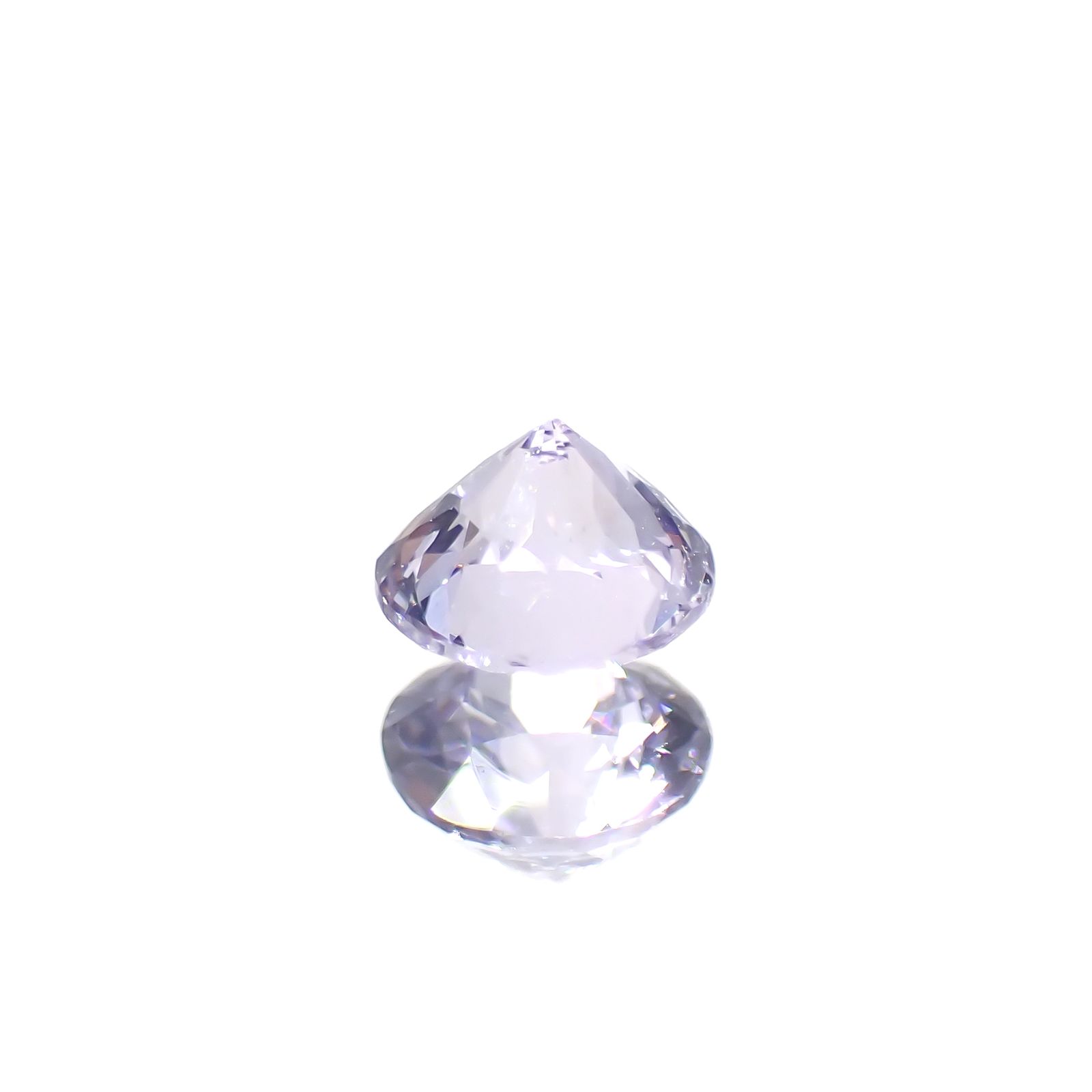 ラベンダースピネル(宝石名スピネル)ビルマ/マダガスカル産 0.40ct 識別済[241029265]4.4x4.4mm前後