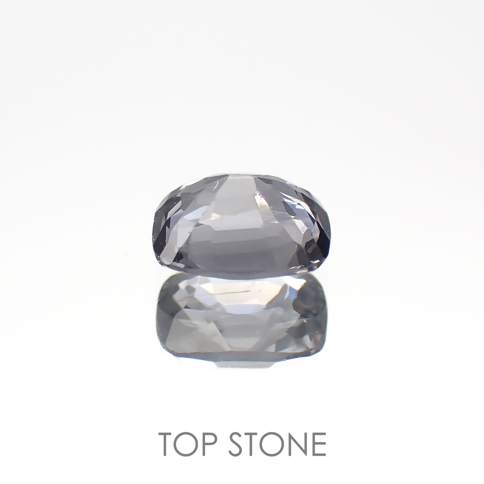 グレースピネル(宝石名スピネル)ビルマ/マダガスカル産 0.84ct 識別済[220817558]6.1x4.9mm前後