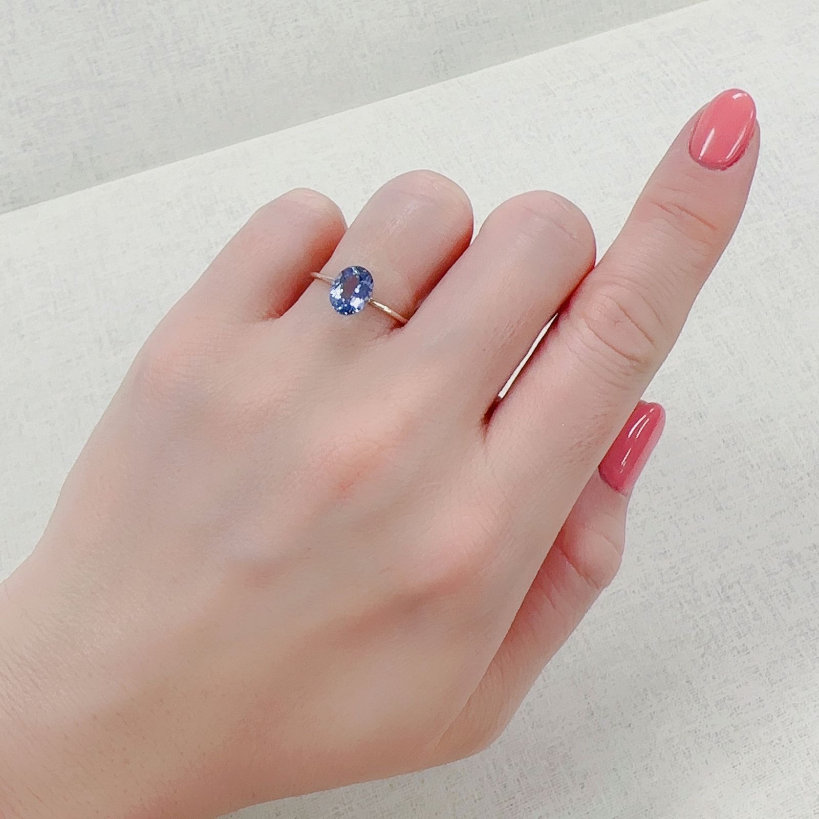 バイカラータンザナイト(宝石名タンザナイト/ゾイサイト)タンザニア産 1.43ct 識別済[230220622]7.8x6.1mm前後