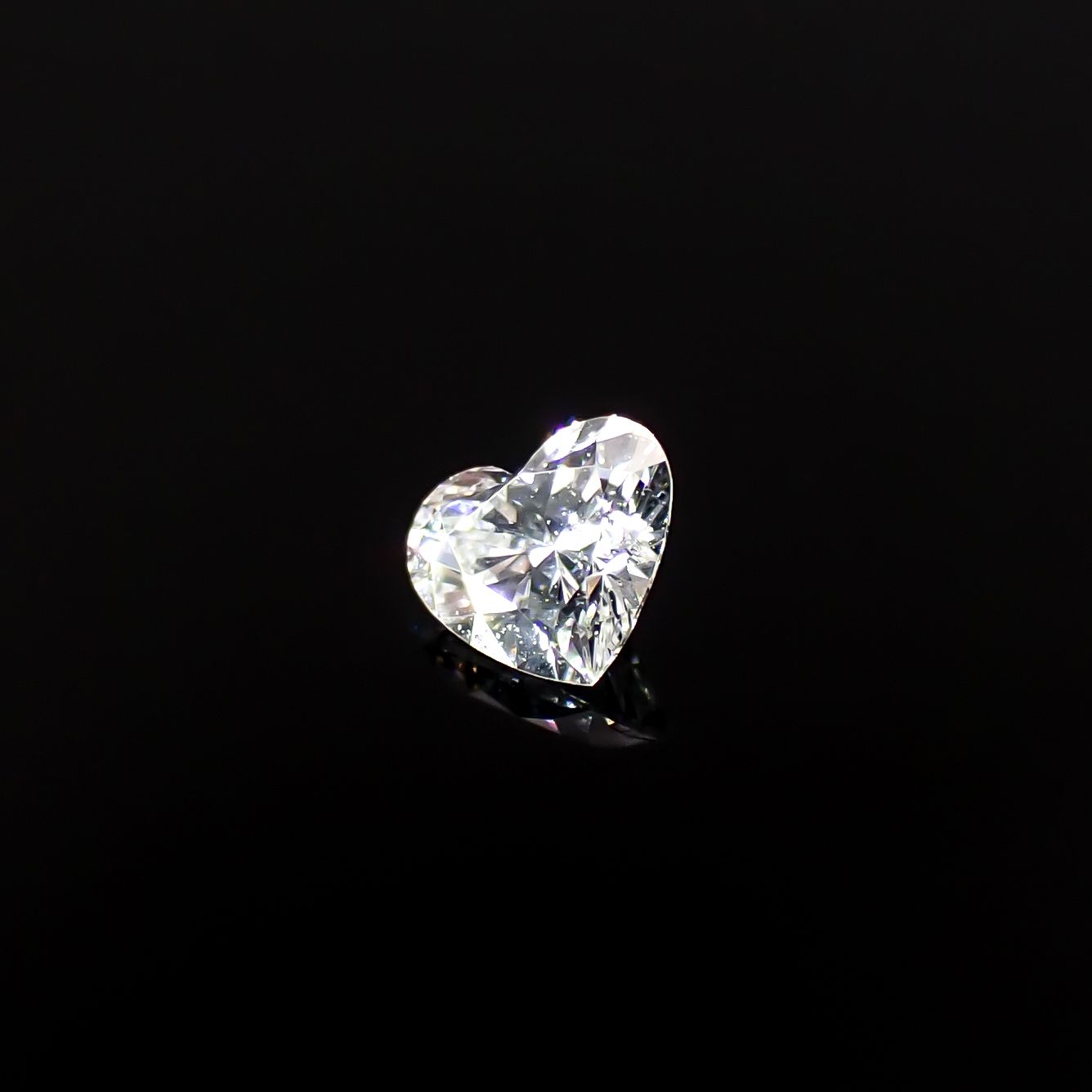 ダイヤモンド 0.049ct / 2.3x2.6mm前後 [260431980]