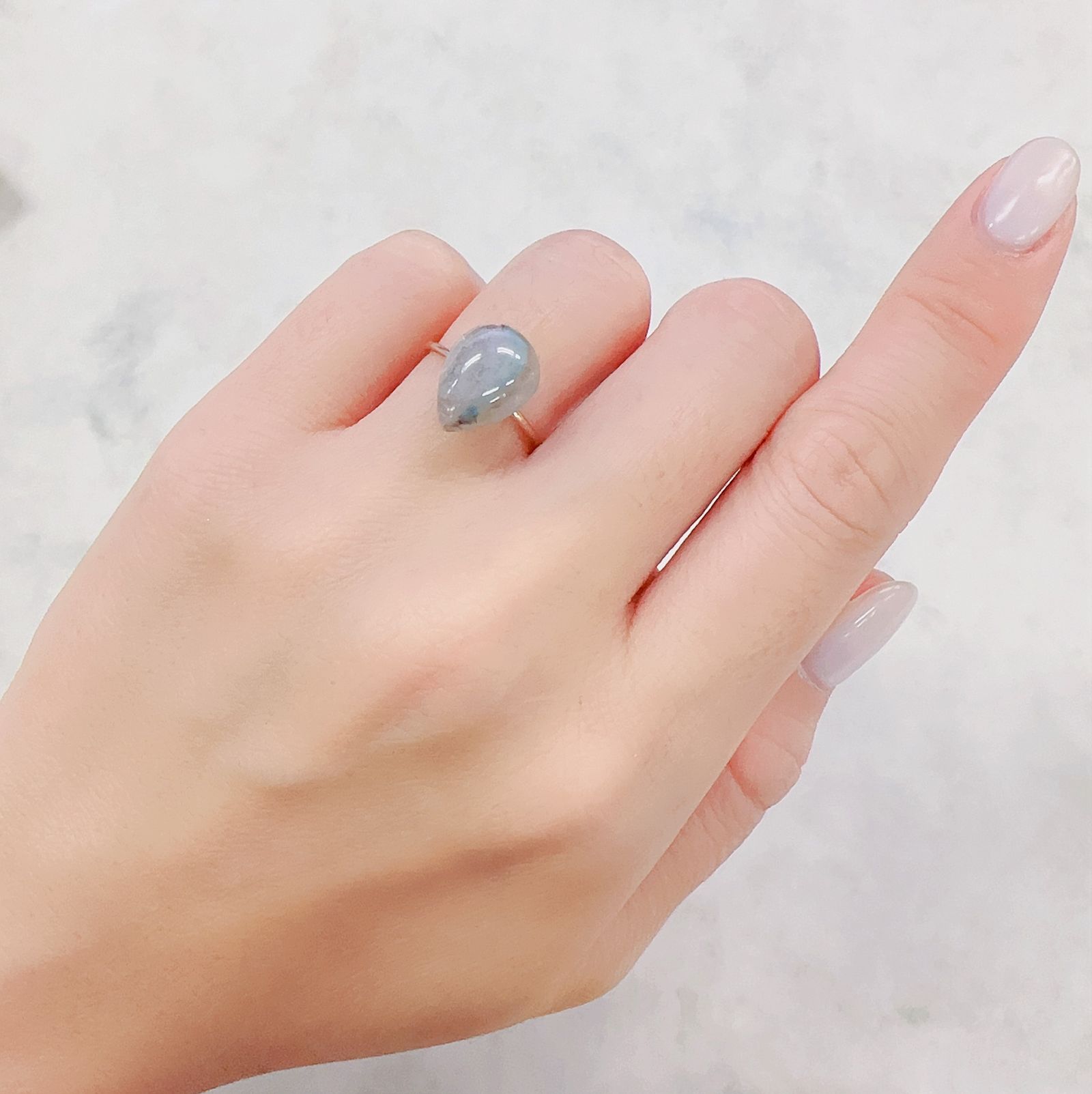 パライバクォーツ(宝石名ギラライト イン クォーツ)ブラジル・パライバ州産 4.22ct 識別済[230722557]12.5x9.3mm前後