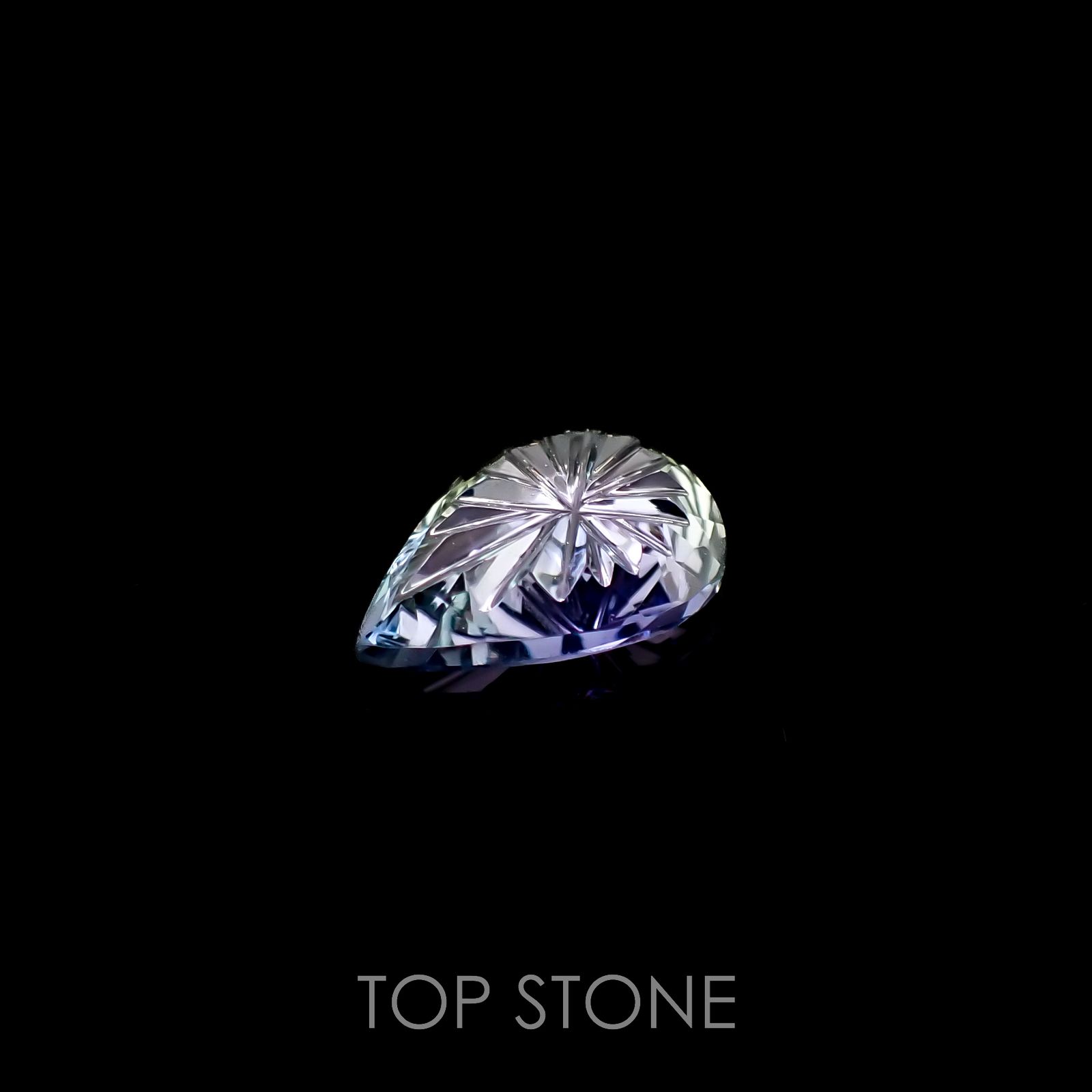 ◇甲州貴石切子Plus Three◇バイカラータンザナイト カード付き(宝石名タンザナイト)タンザニア産 2.22ct ソ付[220616081]11.4x8mm前後