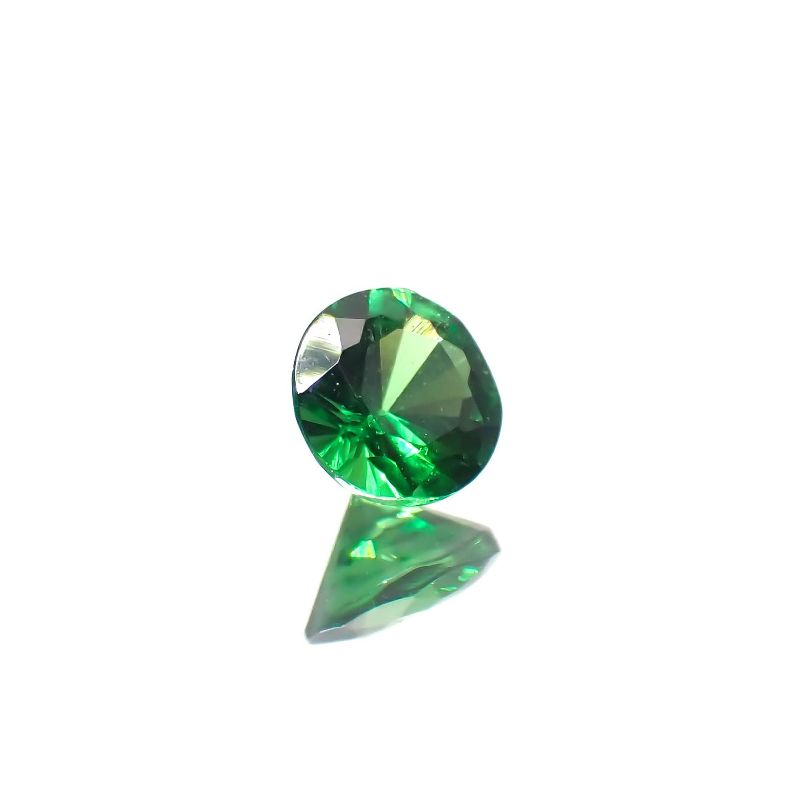 ツァボライト(宝石名グリーン グロッシュラー・ガーネット)タンザニア産 0.15ct 識別済[240226085]3.2x3.2mm前後