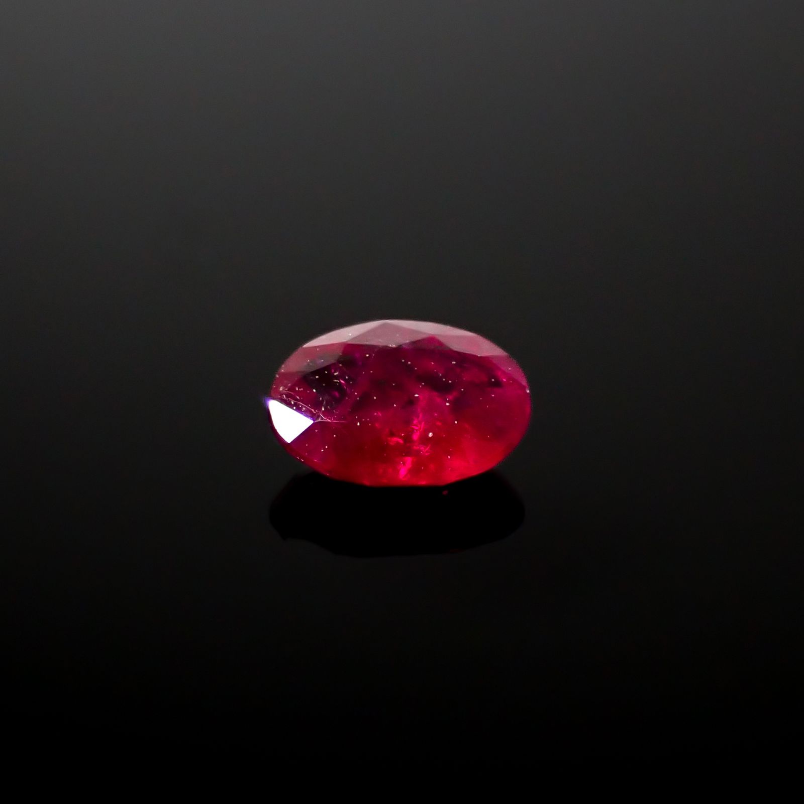 ルビー 非加熱 ビルマ産 0.30ct[240628045]4.6x3.5mm前後