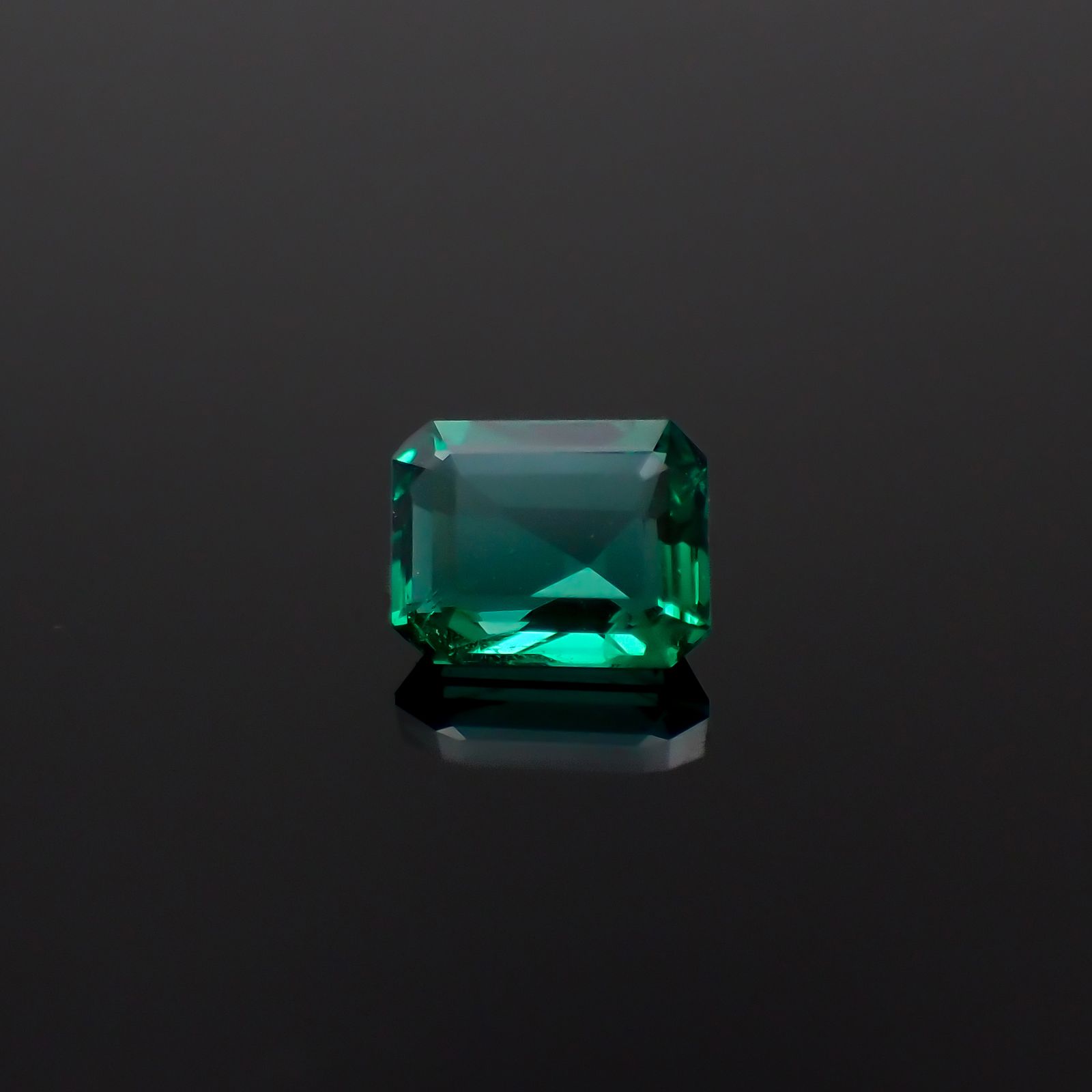 エメラルド コロンビア産 0.36ct[240427237]5x3.9mm前後