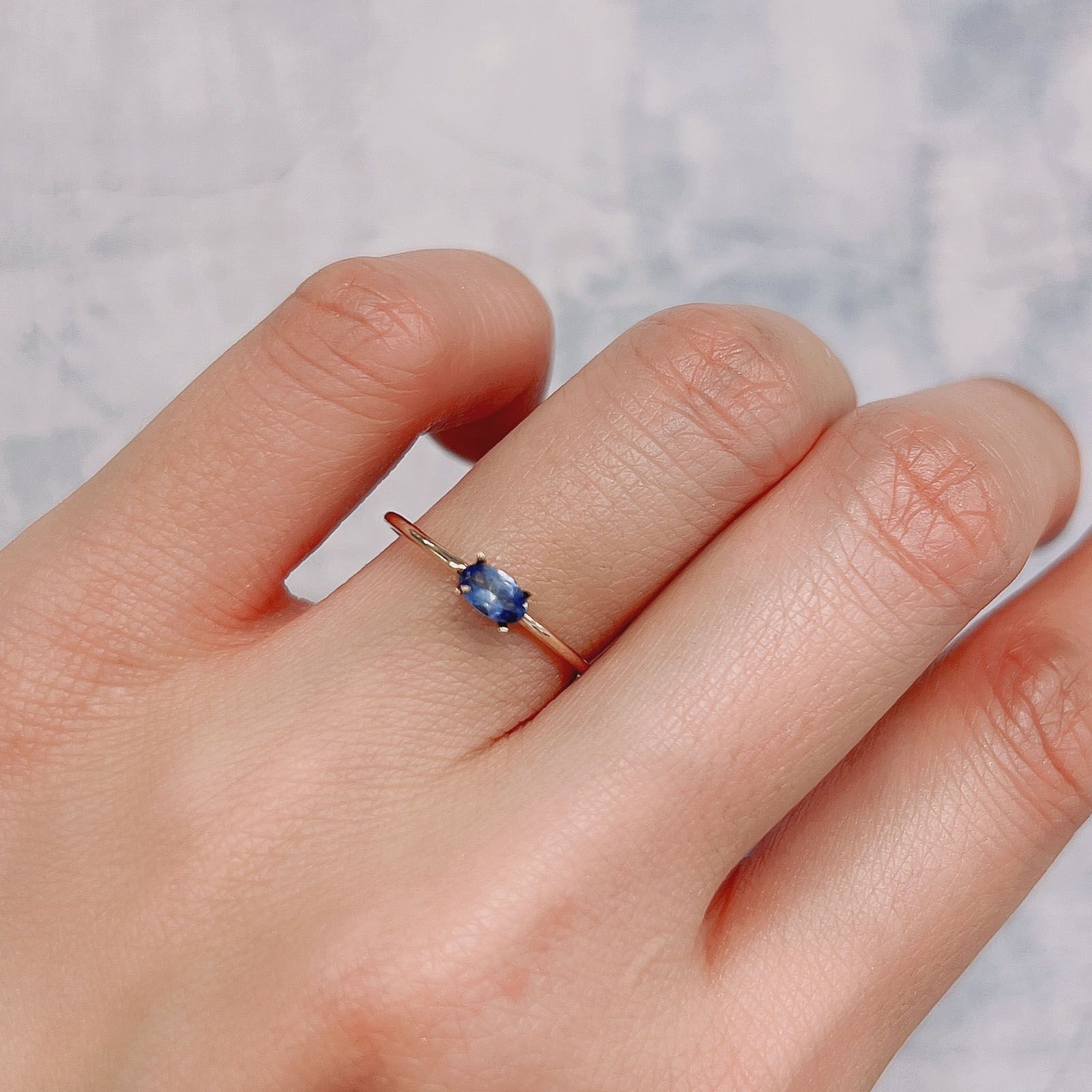 ベニトアイト(宝石名ベニトアイト) アメリカ・カリフォルニア州サンベニト産 0.249ct ソ付(彩珠)[210310213]4.9×3mm前後