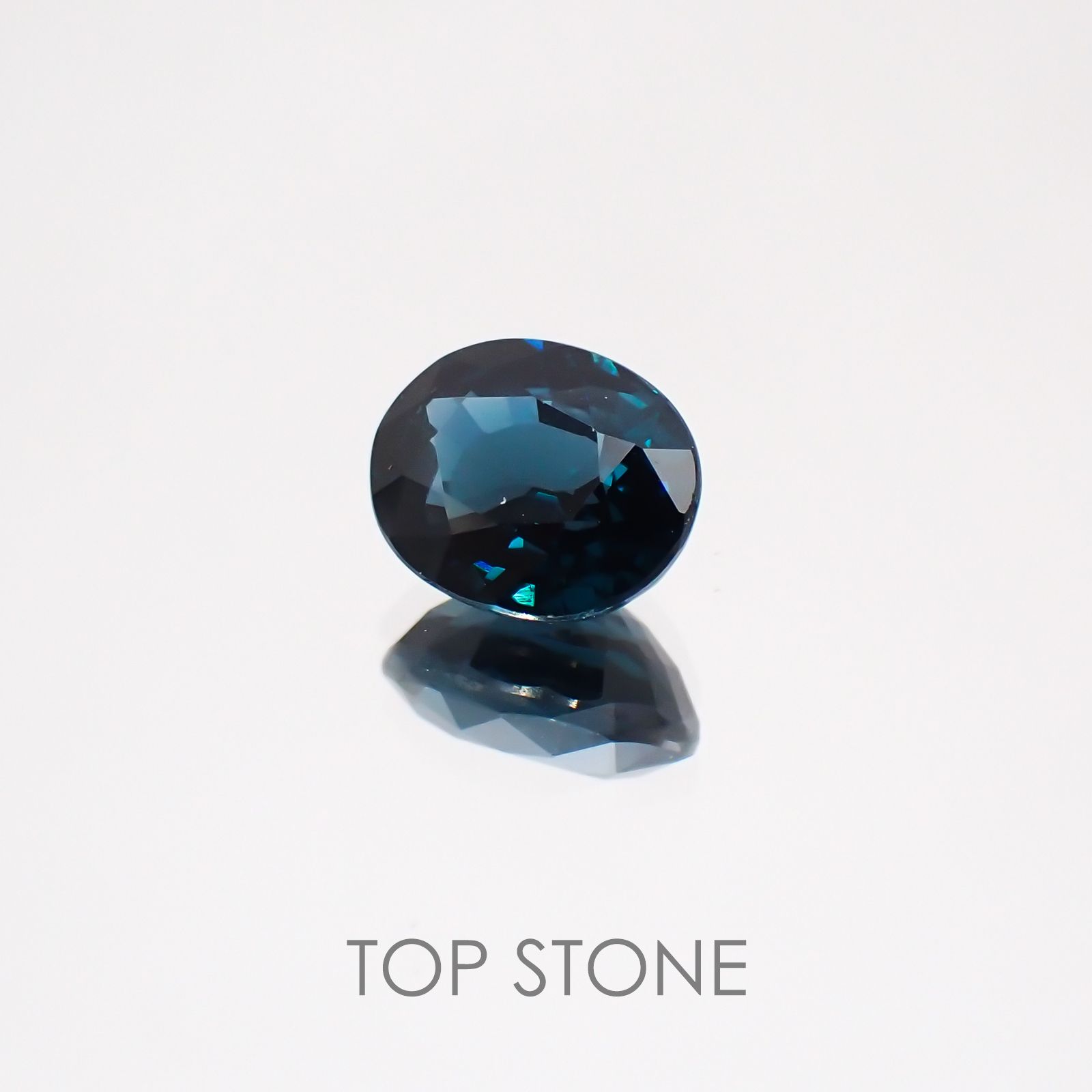 ブルースピネル スリランカ産 ルース 1.45ct[20129279]7.3×5.9mm前後
