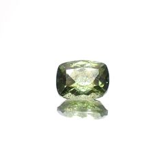 ルドウィジャイトインペリドット パキスタン産 1.28ct[230220730]7.3x5.7mm前後