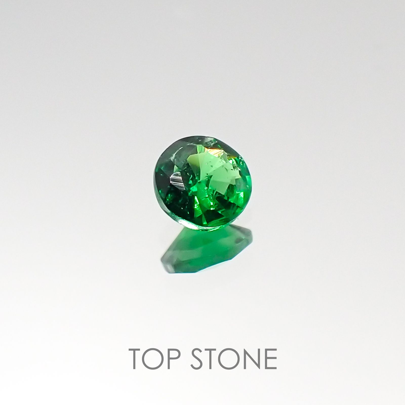 ツァボライト(宝石名グリーン グロッシュラー・ガーネット) タンザニア産 0.16ct 識別済[20095725]3.5×3.5mm前後