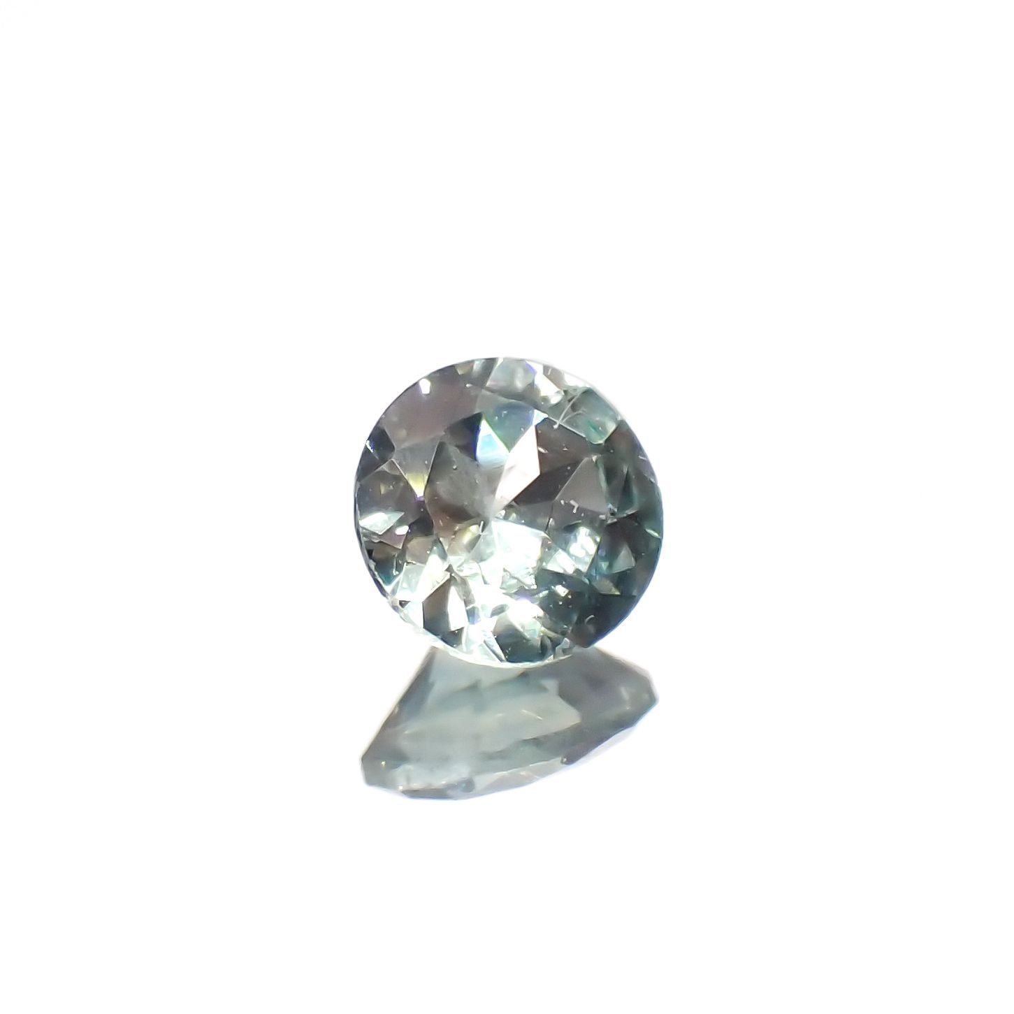 モンタナサファイア(宝石名サファイア)アメリカ・モンタナ州産 0.39ct 識別済[221219530]4.3x4.3mm前後