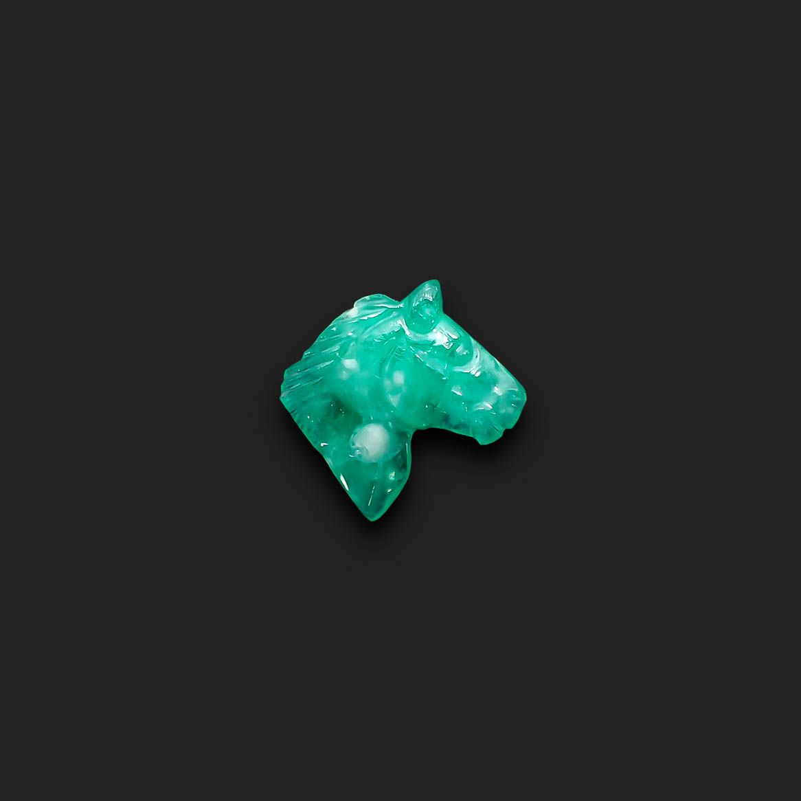 ◇カスタムカット・馬彫刻◇エメラルド コロンビア産 3.58ct[230421698]12.3x11.8mm前後