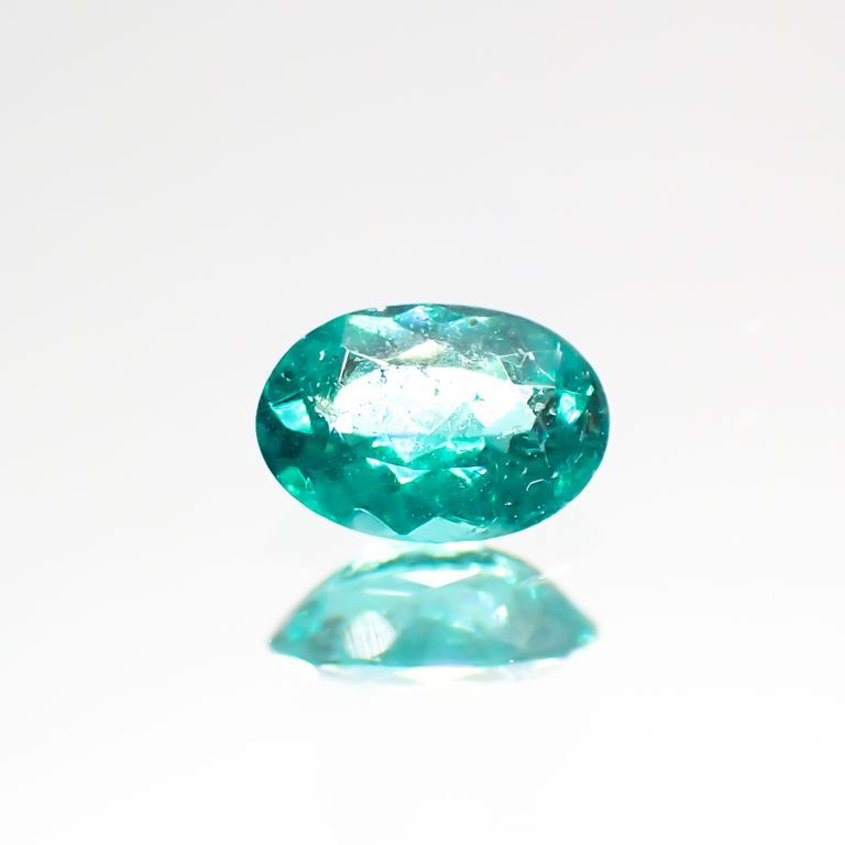 パライバトルマリン(宝石名トルマリン/別名パライバ・トルマリン)ブラジル・バターリャ鉱山産 0.19ct GIA鑑付[211113718]4.67x3.21mm前後
