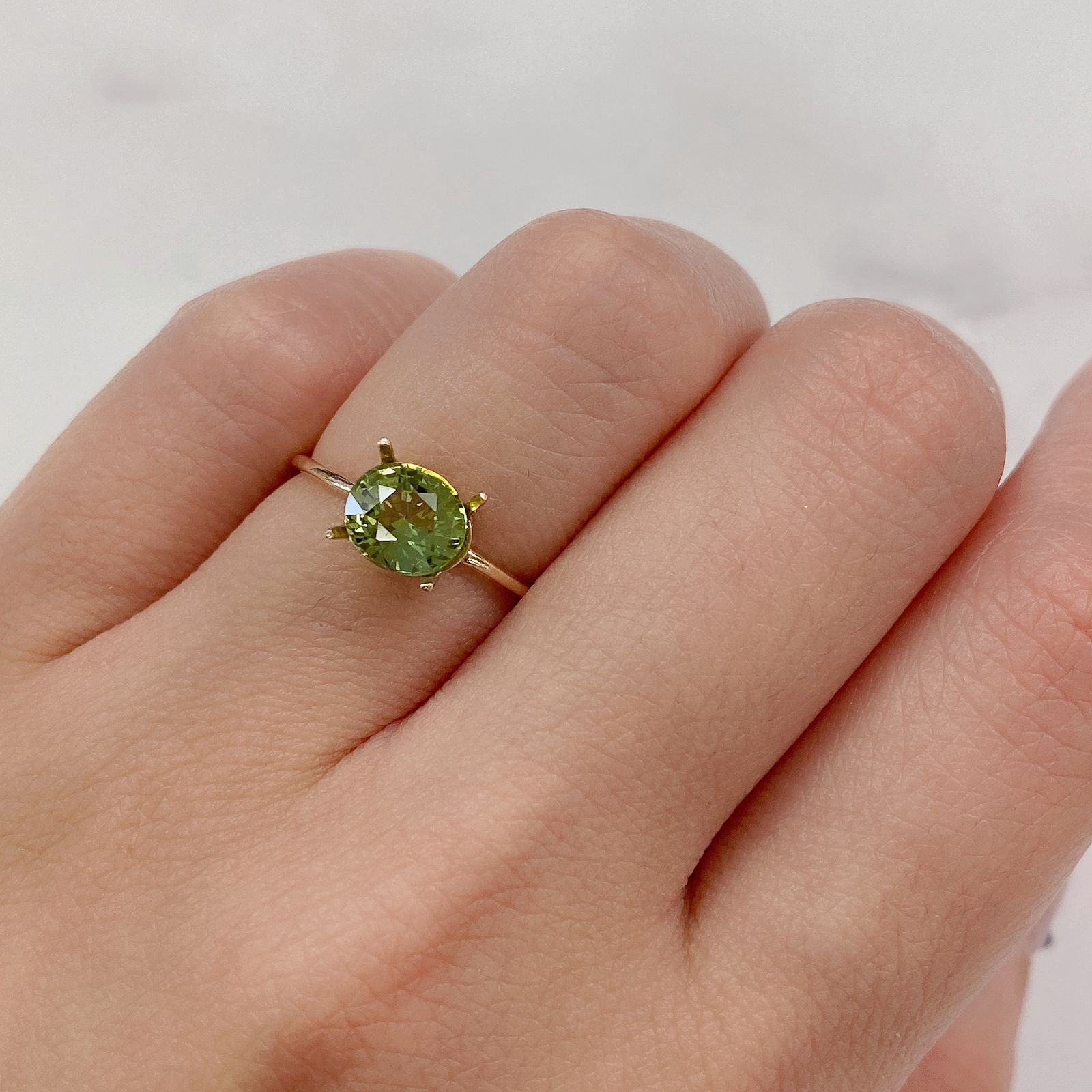 ミントトルマリン(宝石名グリーン・トルマリン) ルワンダ産 1.17ct 識別済[21029991]6.9×6.1mm前後